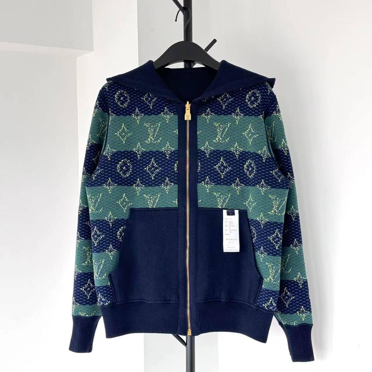 Louis Vuitton Monogram Double Face Reversible Hoodie    1AIJZ5 - EUR FASHION