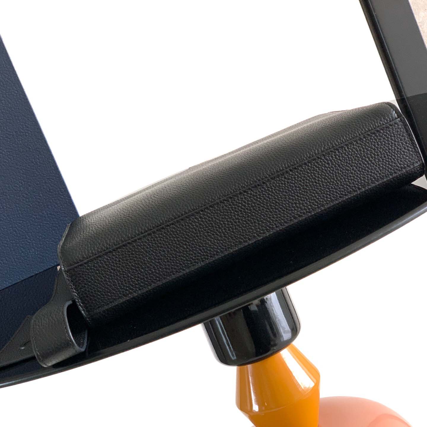 Dior CD Icon A5 Triangle Pouch  - EUR FASHION