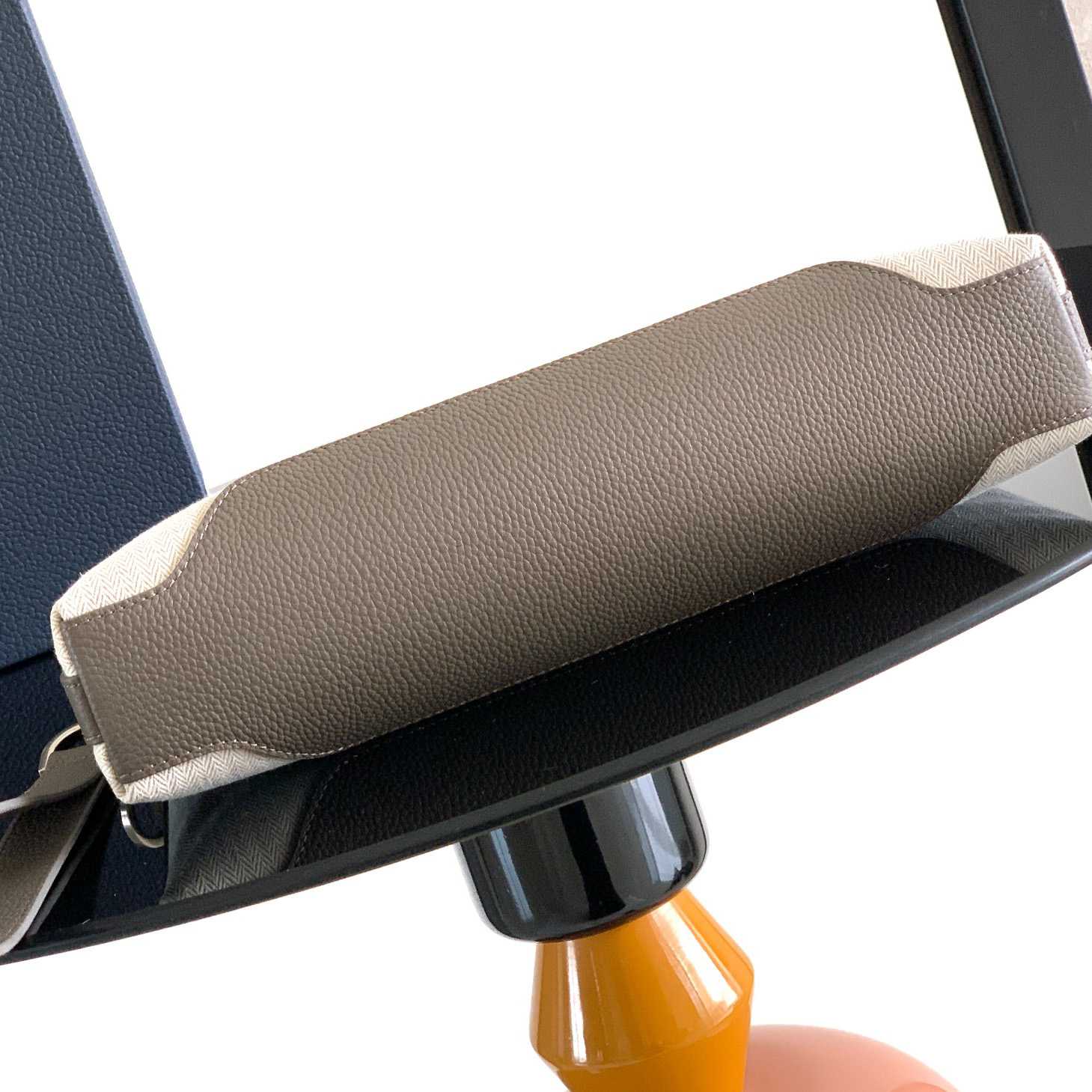 Dior Normandie A5 Triangle Pouch  - EUR FASHION