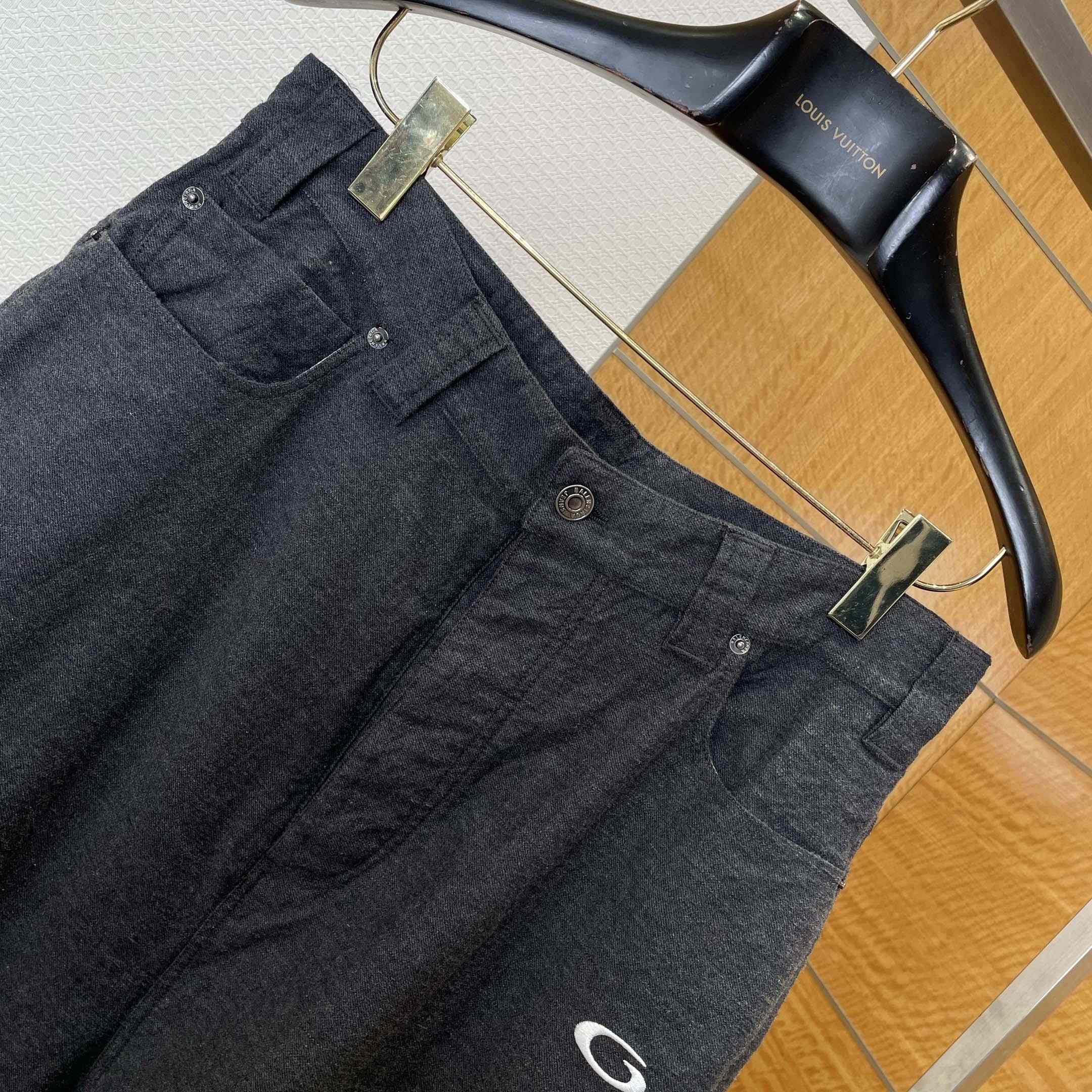 Balenciaga Men's Trompe L'oeil Sweatpants In Anthracite - EUR FASHION