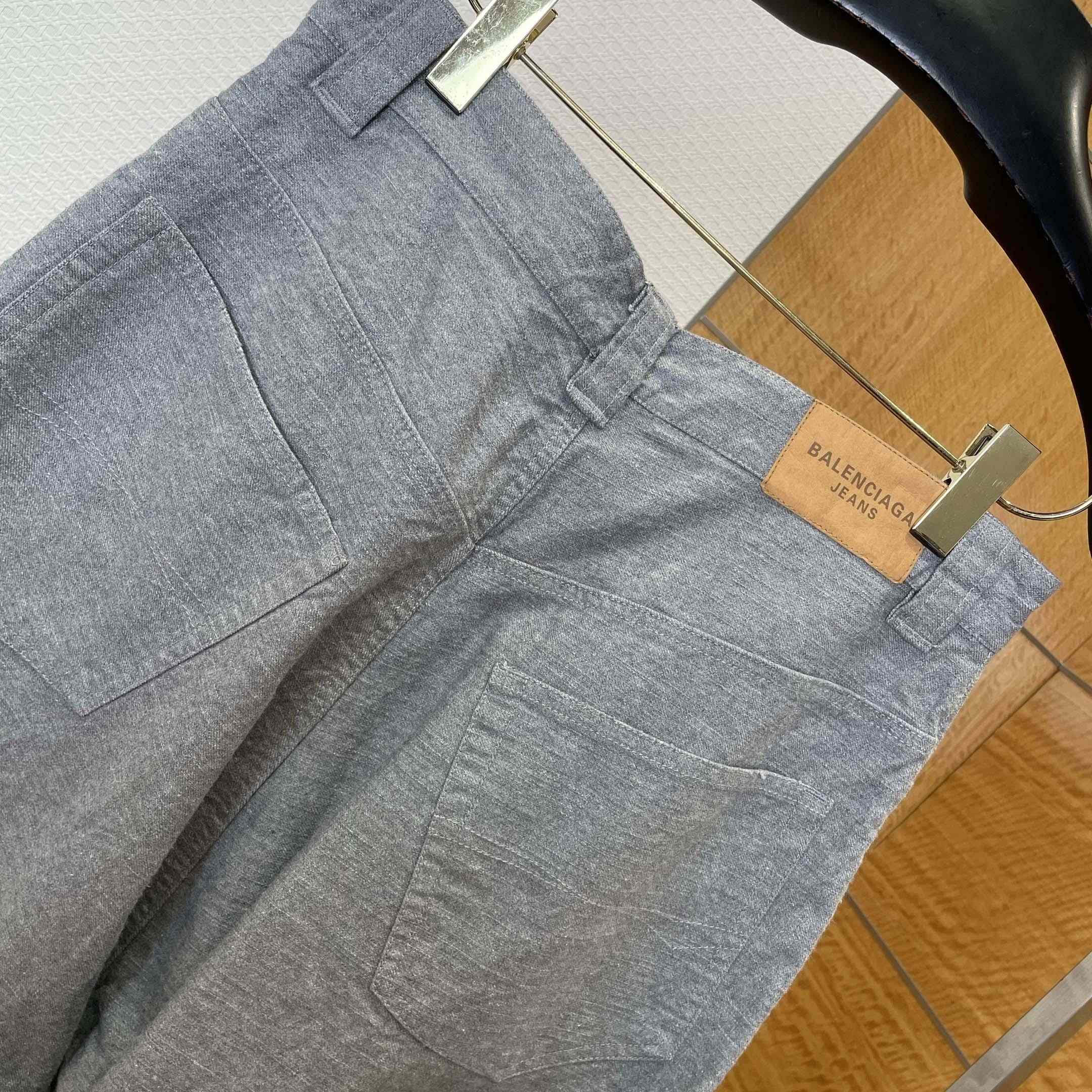 Balenciaga Men's Trompe L'oeil Sweatpants  - EUR FASHION