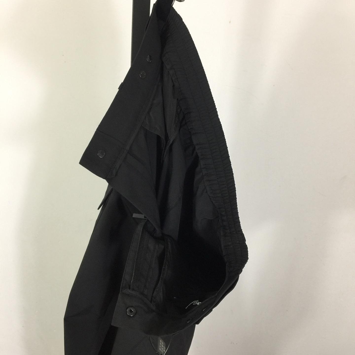 Moncler Trousers - EUR FASHION