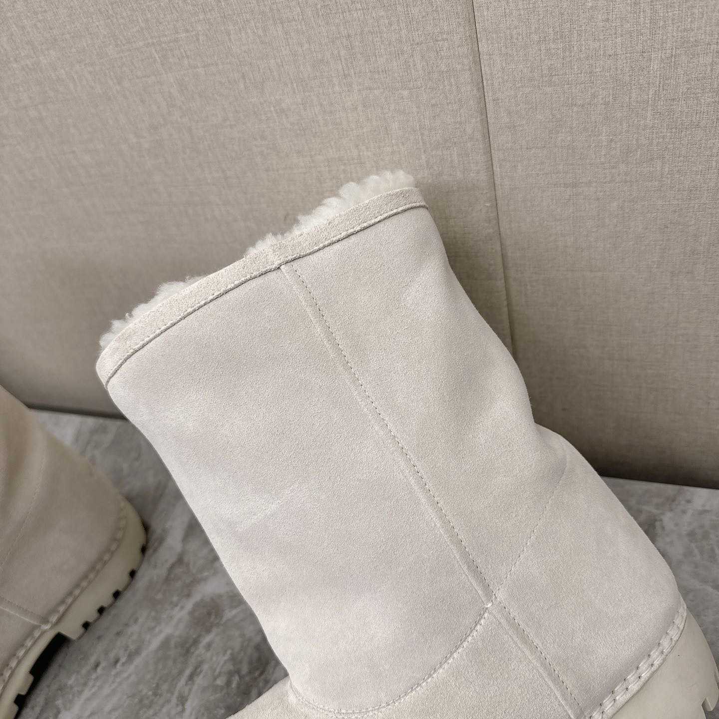 Balenciaga Alaska Fur High Boots - EUR FASHION