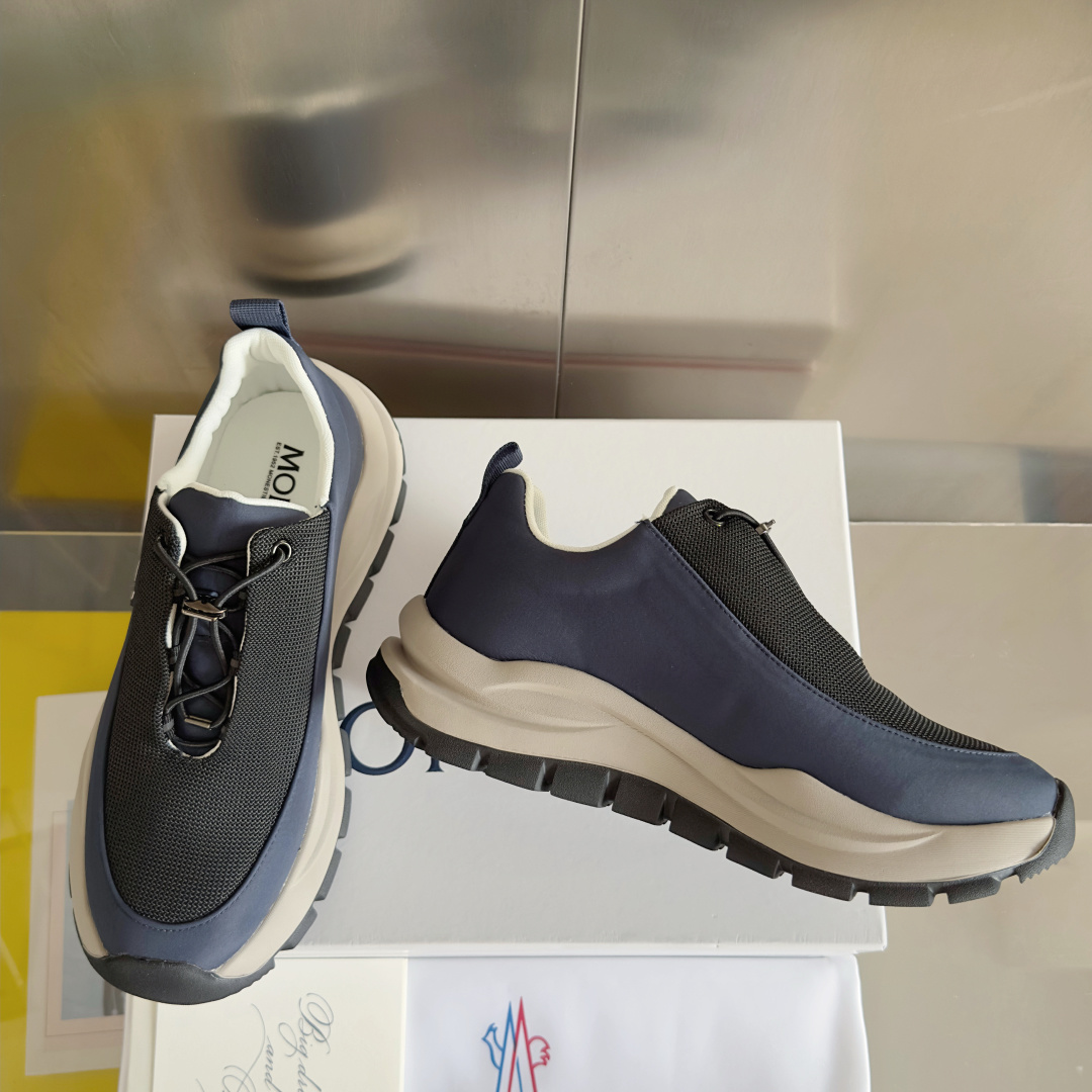 Moncler Sneakers - EUR FASHION