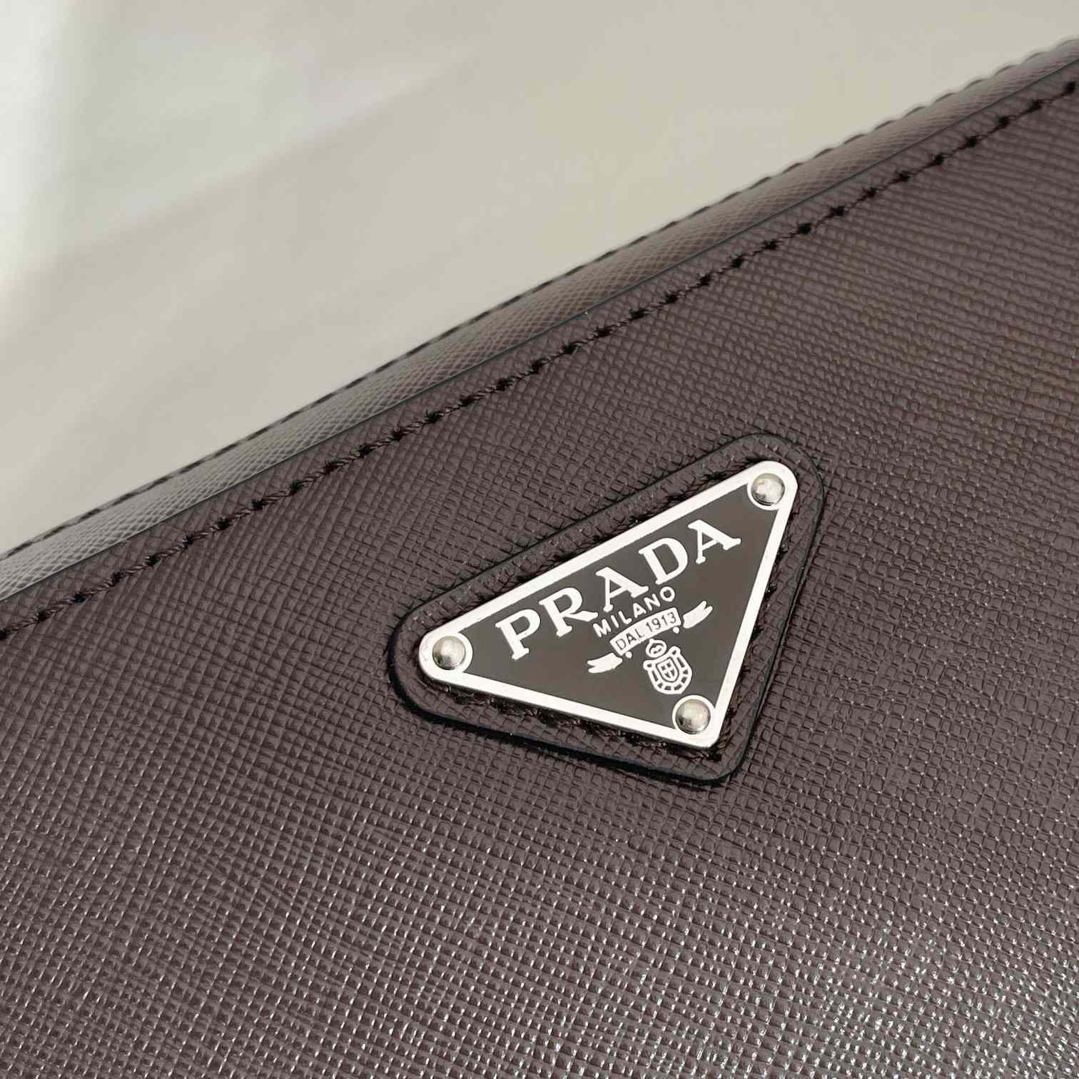Prada Leather Clutch Bag (23.5*15.5*6.5cm) - EUR FASHION