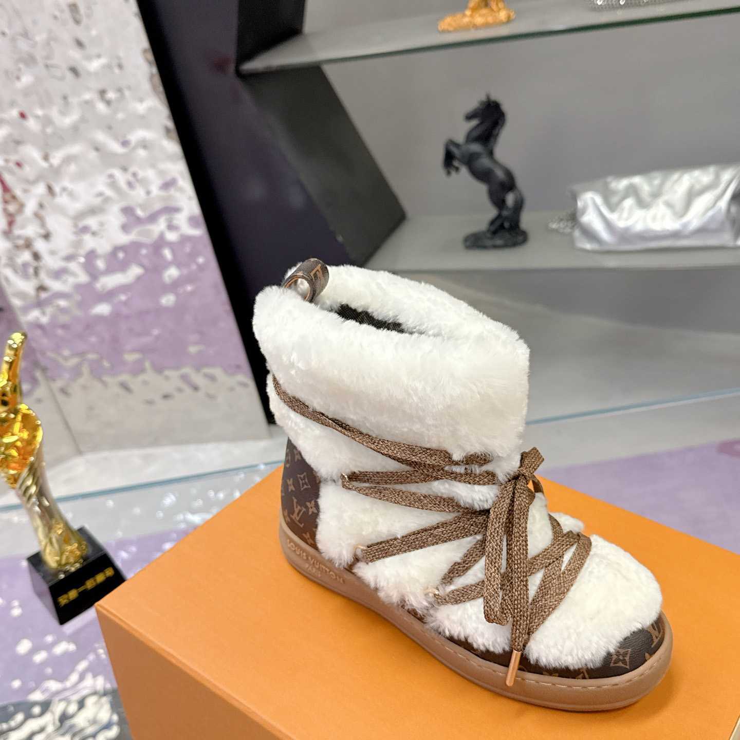 Louis Vuitton LV Cloud Lace-Up Ankle Boot Sneaker  1AIV37 - EUR FASHION