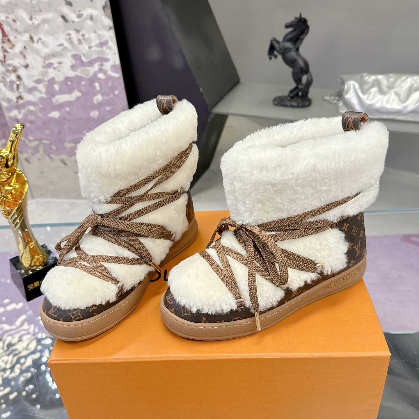 Louis Vuitton LV Cloud Lace-Up Ankle Boot Sneaker  1AIV37 - EUR FASHION