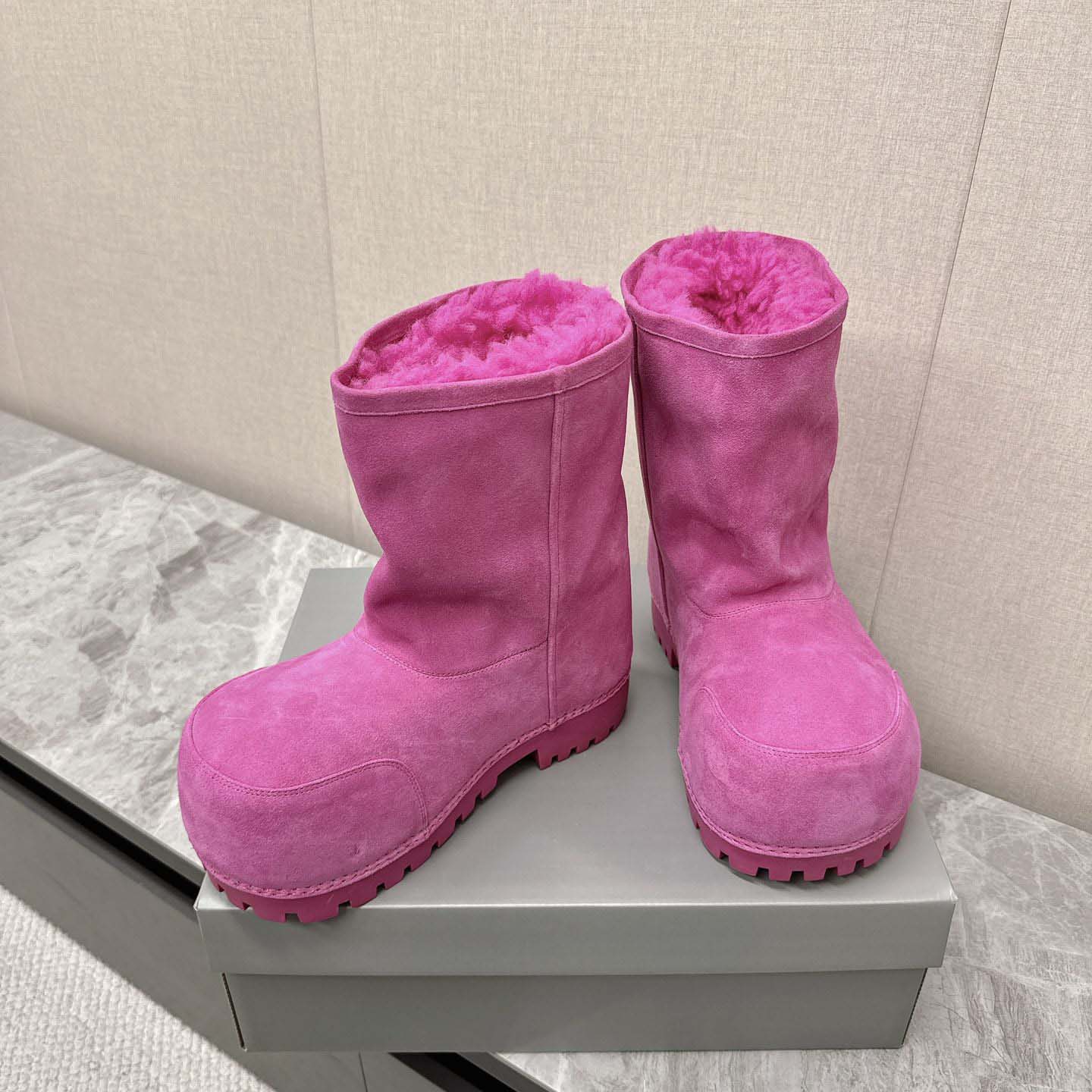 Balenciaga Alaska Fur High Boots - EUR FASHION