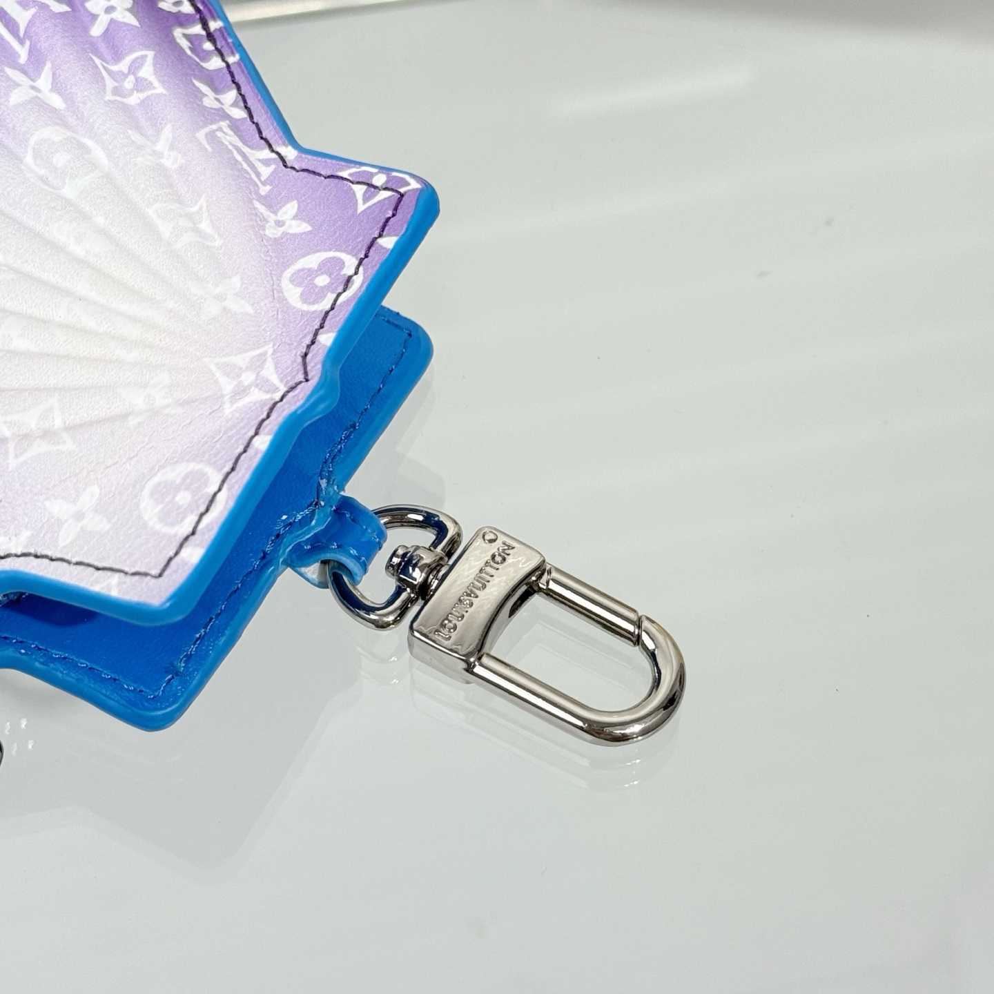 Louis Vuitton LV Shell Bag Charm    - EUR FASHION