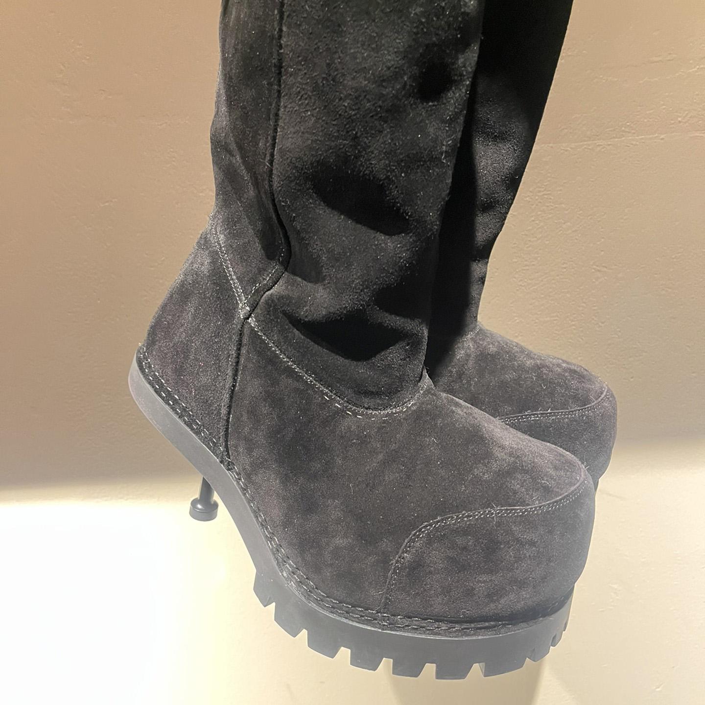 Balenciaga Alaska Fur High Boots - EUR FASHION