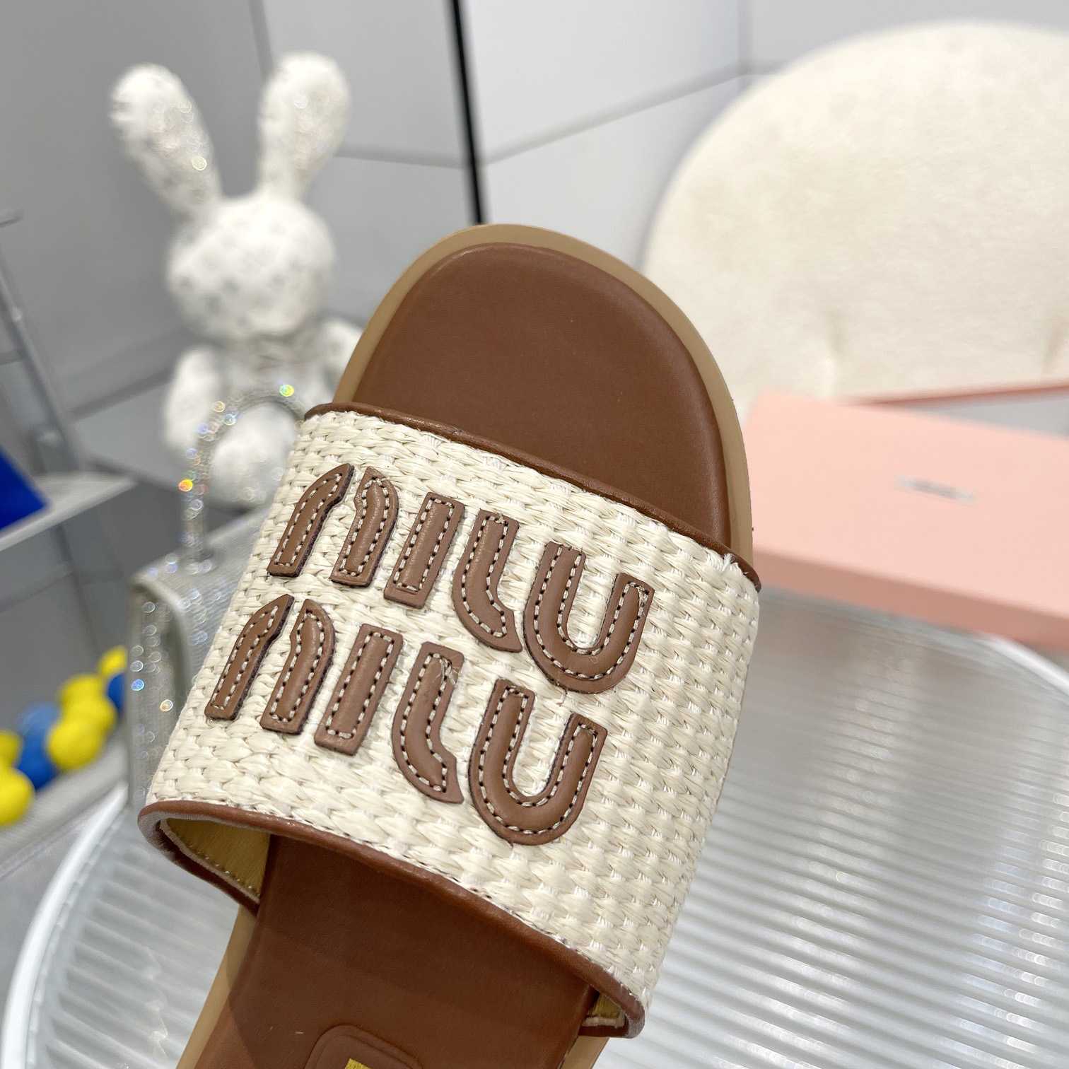 Miu Miu Logo-patch Raffia Slides - EUR FASHION