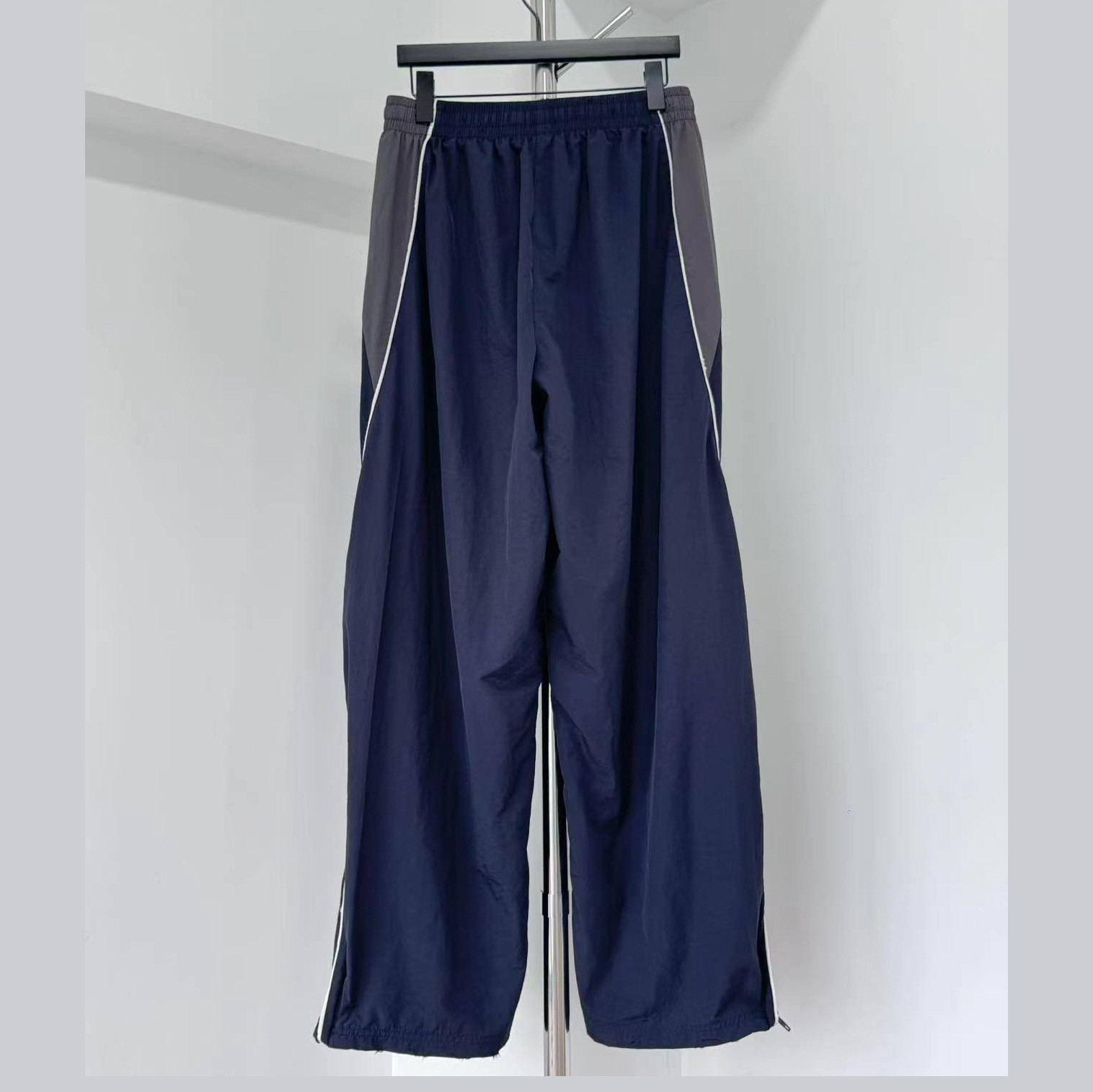 Balenciaga I PUMA Tracksuit Pants In Elephant Grey - EUR FASHION