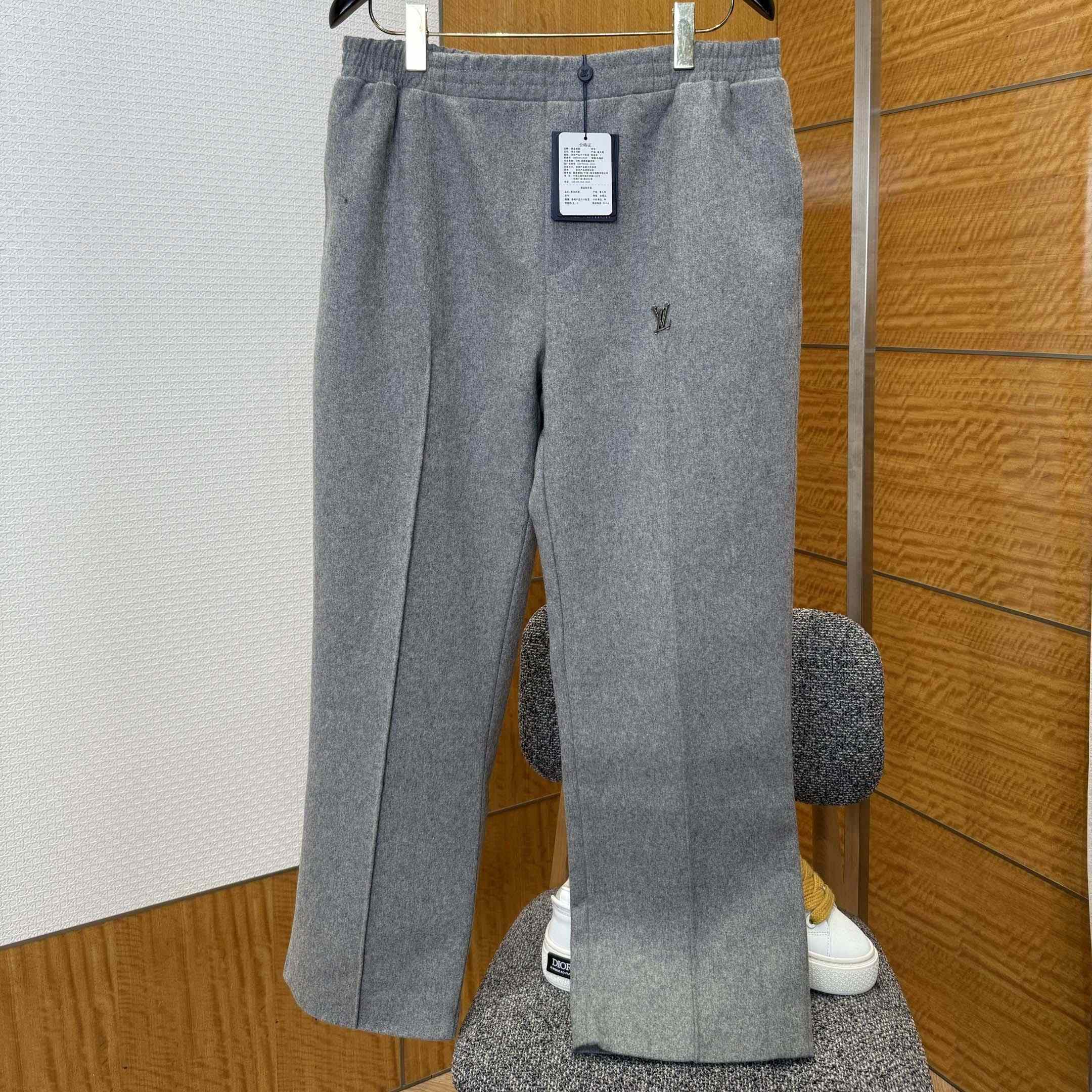 Louis Vuitton Tailored Technical Wool Track Pants   1AFXWY - EUR FASHION