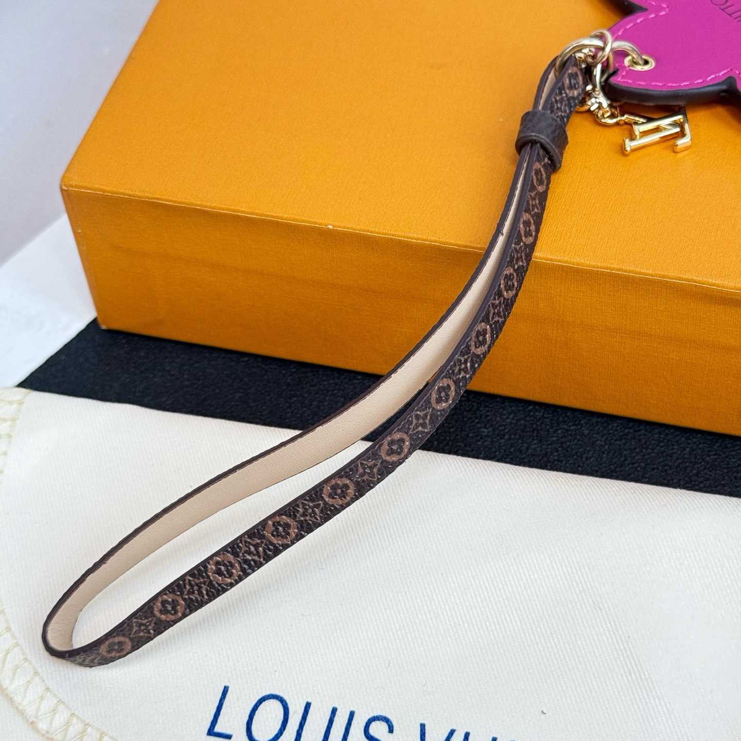 Louis Vuitton x Takashi Murakami bag charm - EUR FASHION