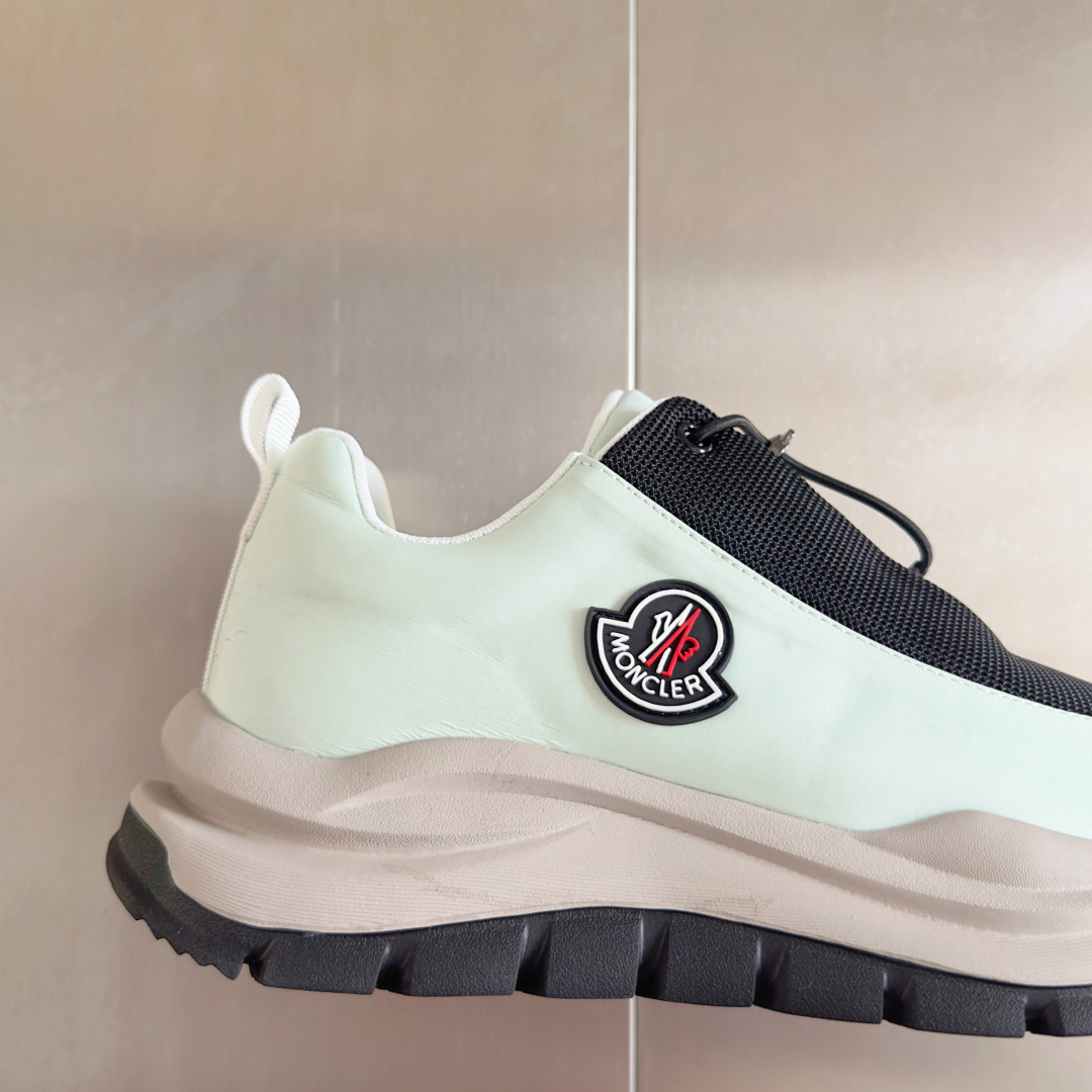 Moncler Sneakers - EUR FASHION