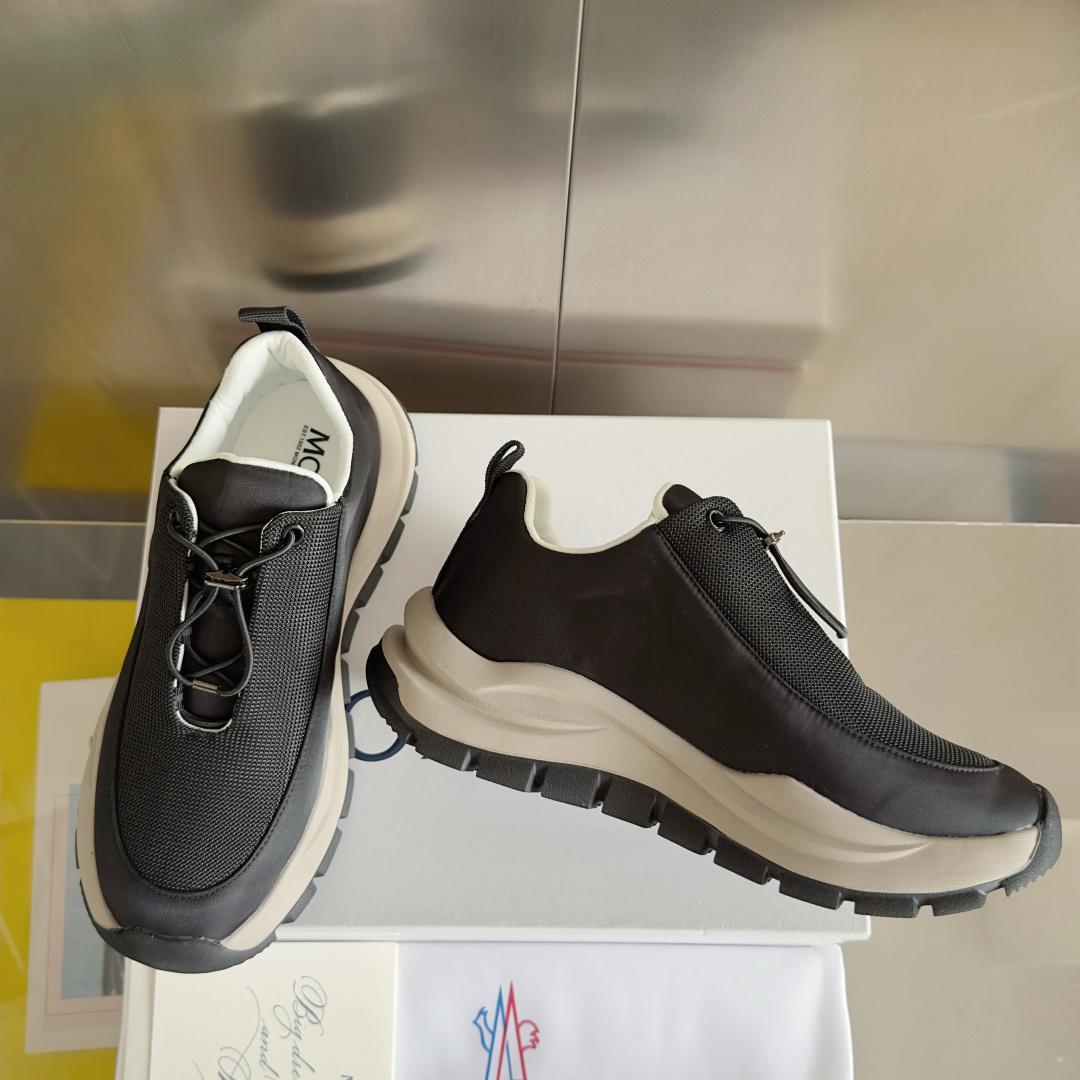 Moncler Sneakers - EUR FASHION