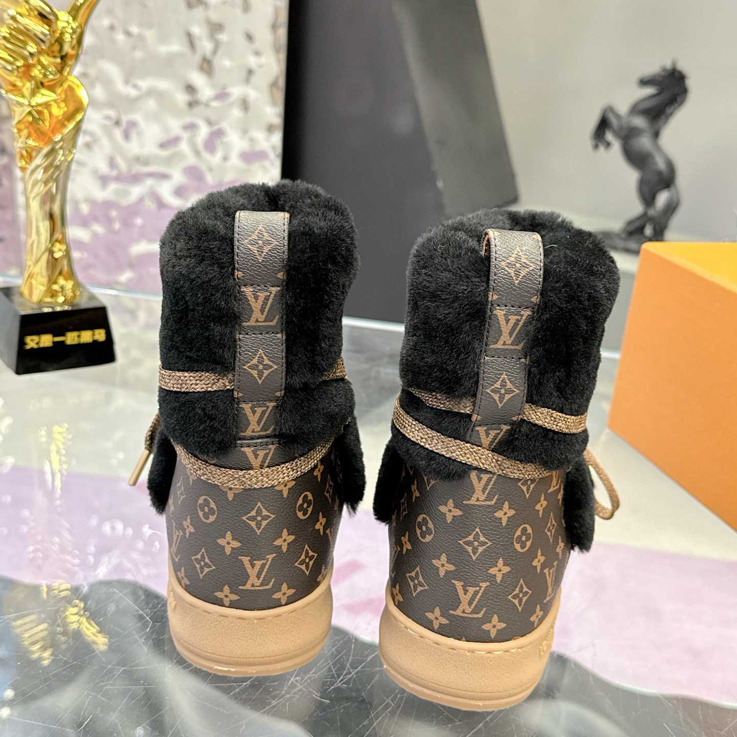 Louis Vuitton LV Cloud Lace-Up Ankle Boot Sneaker  1AIV21 - EUR FASHION