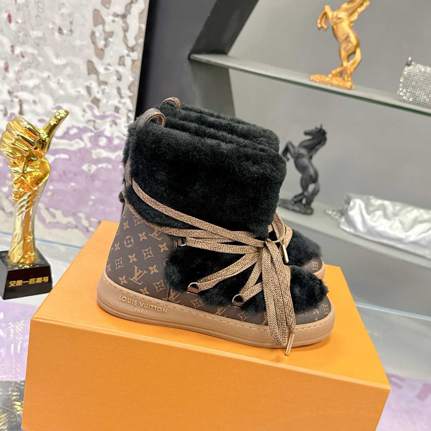 Louis Vuitton LV Cloud Lace-Up Ankle Boot Sneaker  1AIV21 - EUR FASHION