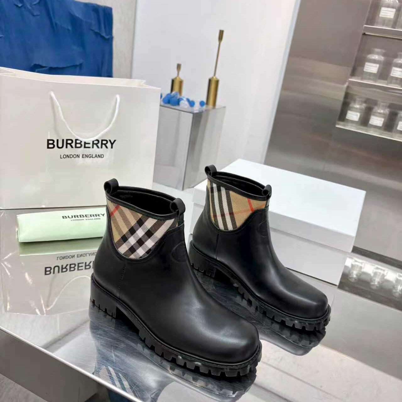 Burberry  Boots - EUR FASHION