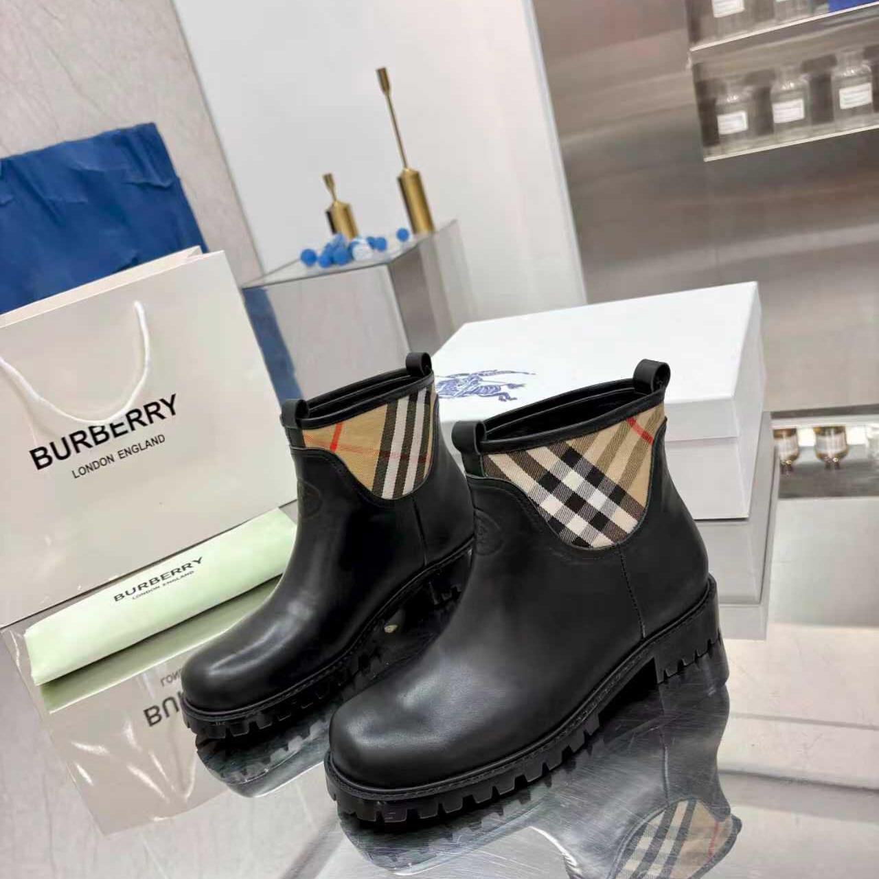 Burberry  Boots - EUR FASHION