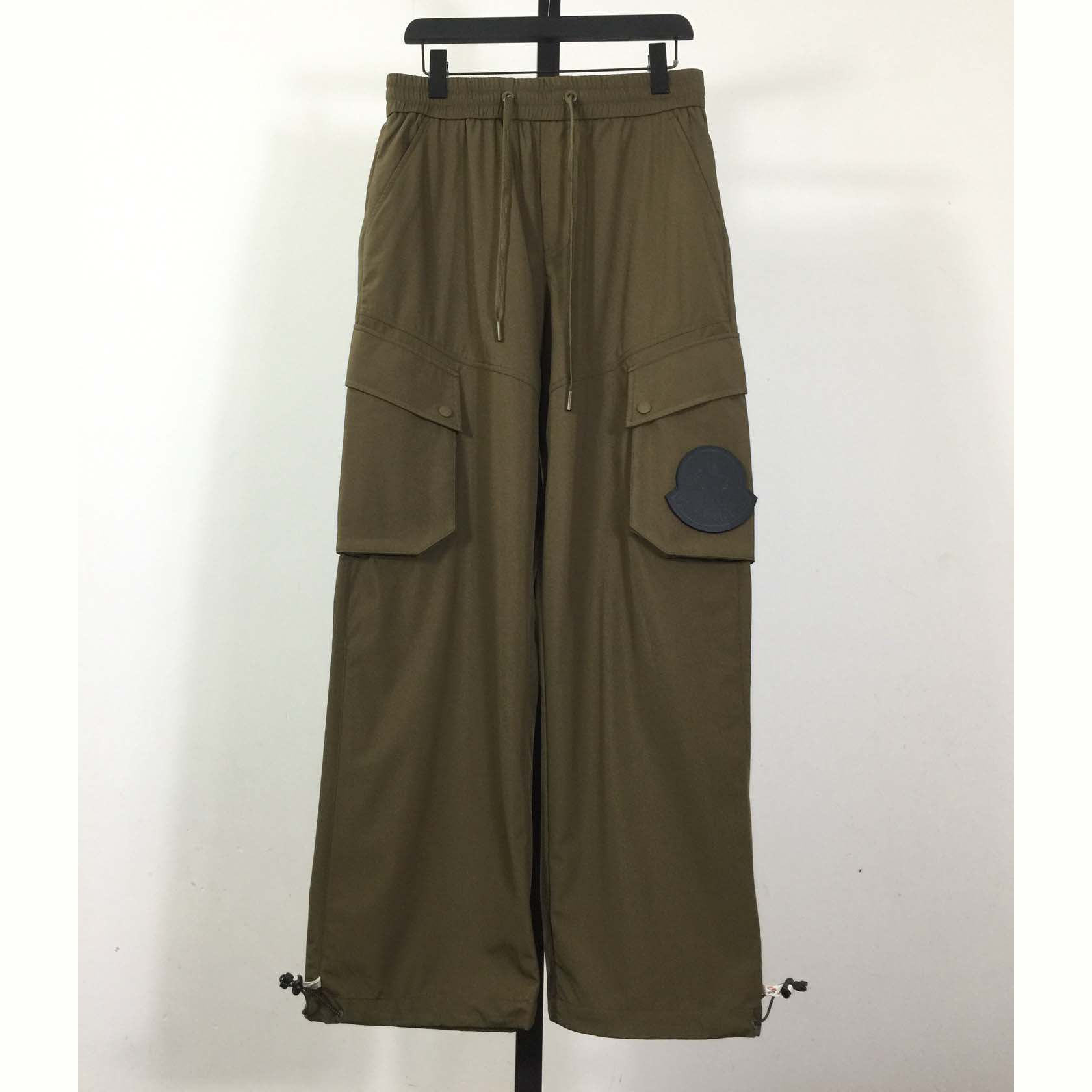 Moncler Trousers - EUR FASHION