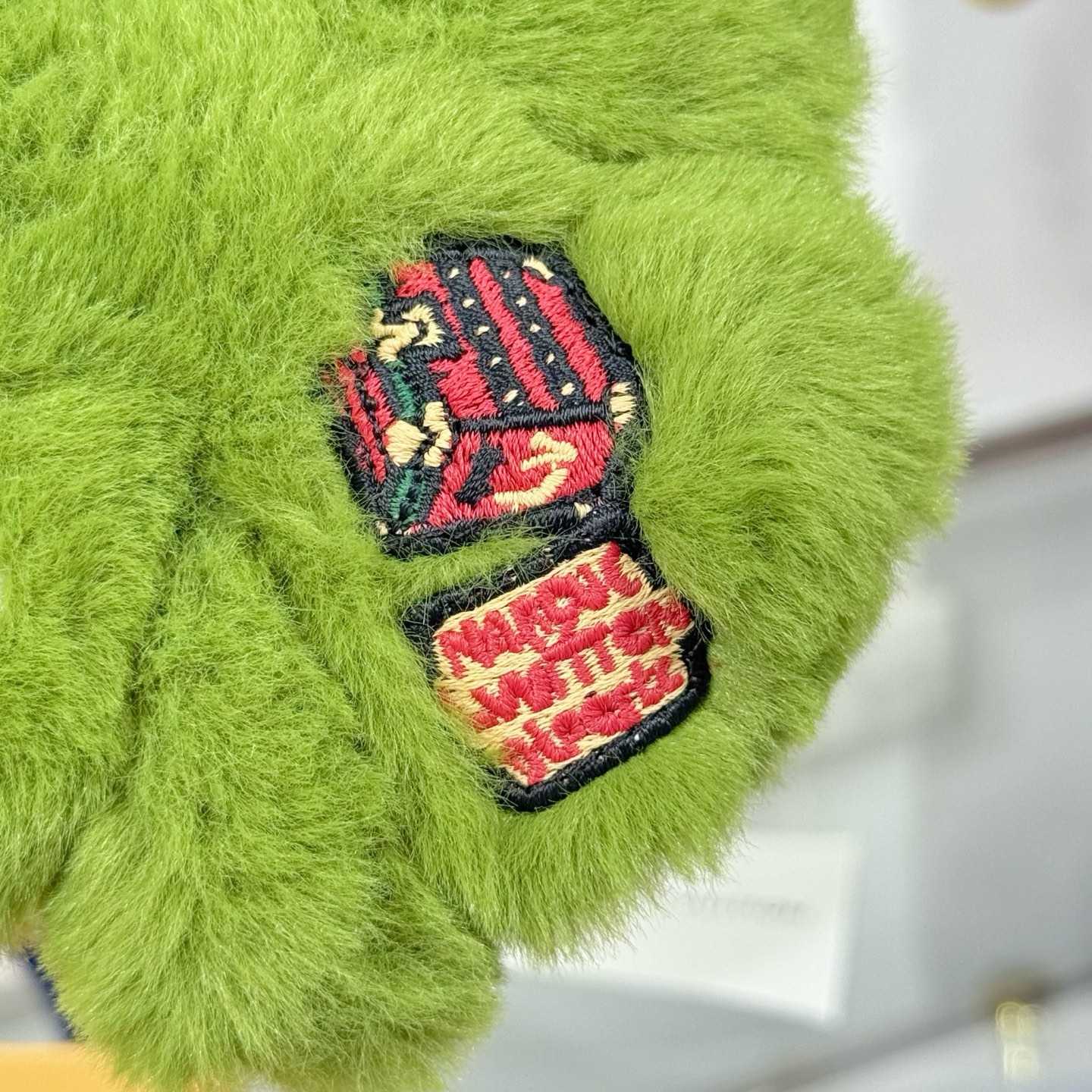 Louis Vuitton LV Lucky Trefoil Bag Charm   M03170 - EUR FASHION