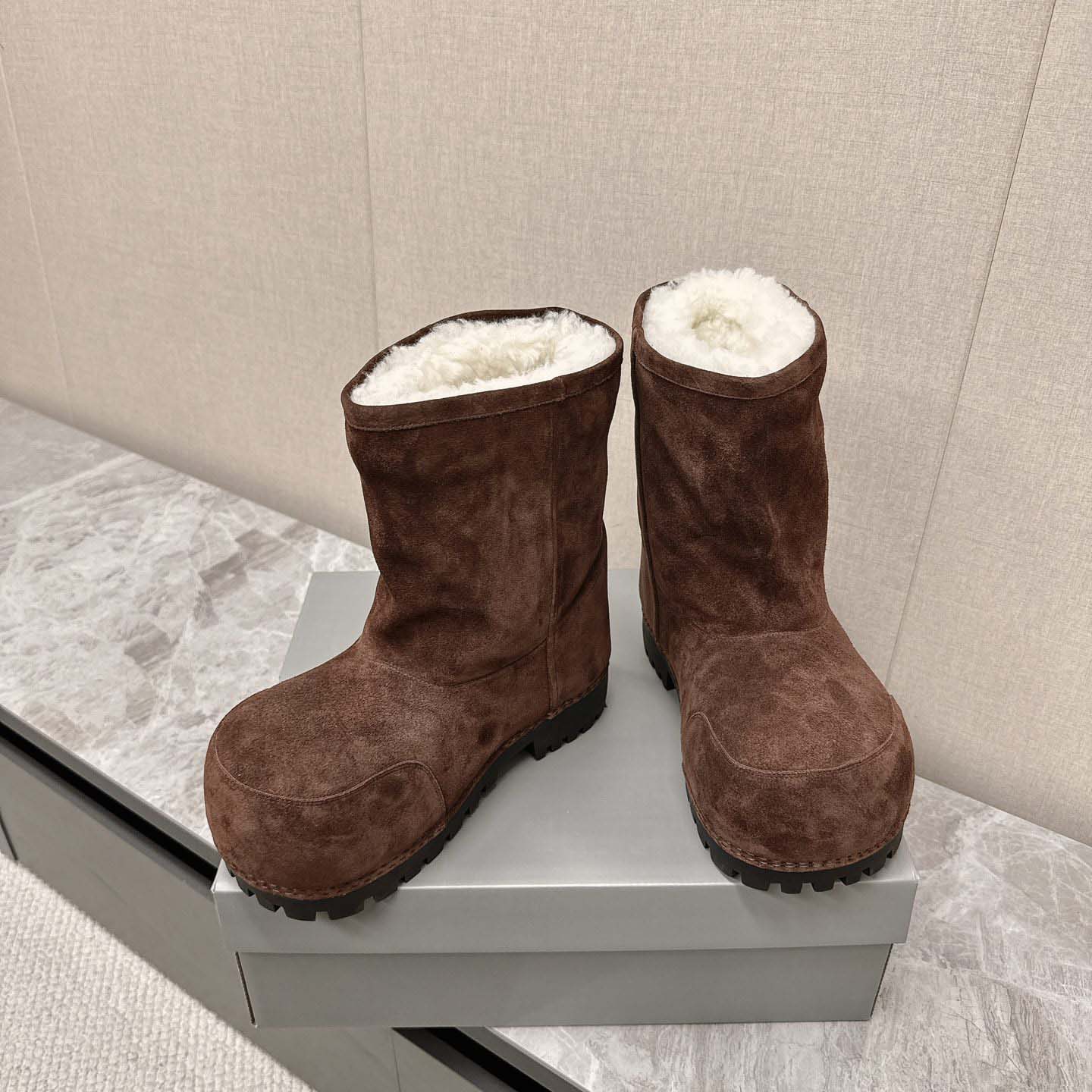 Balenciaga Alaska Fur High Boots - EUR FASHION
