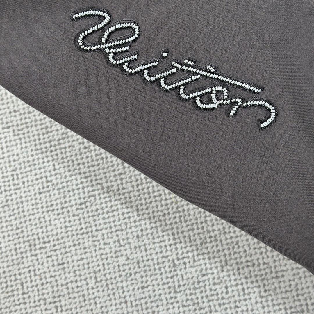 Louis Vuitton Embellished Signature Hoodie   1AJCFS - EUR FASHION