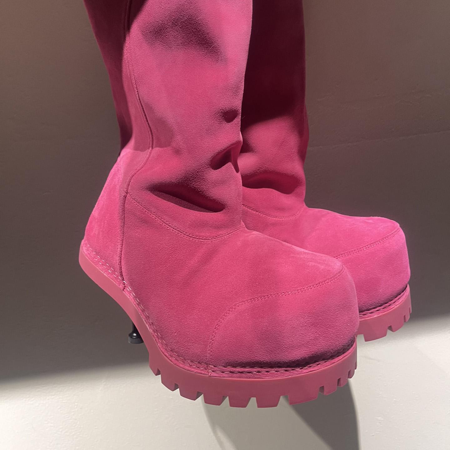 Balenciaga Alaska Fur High Boots - EUR FASHION