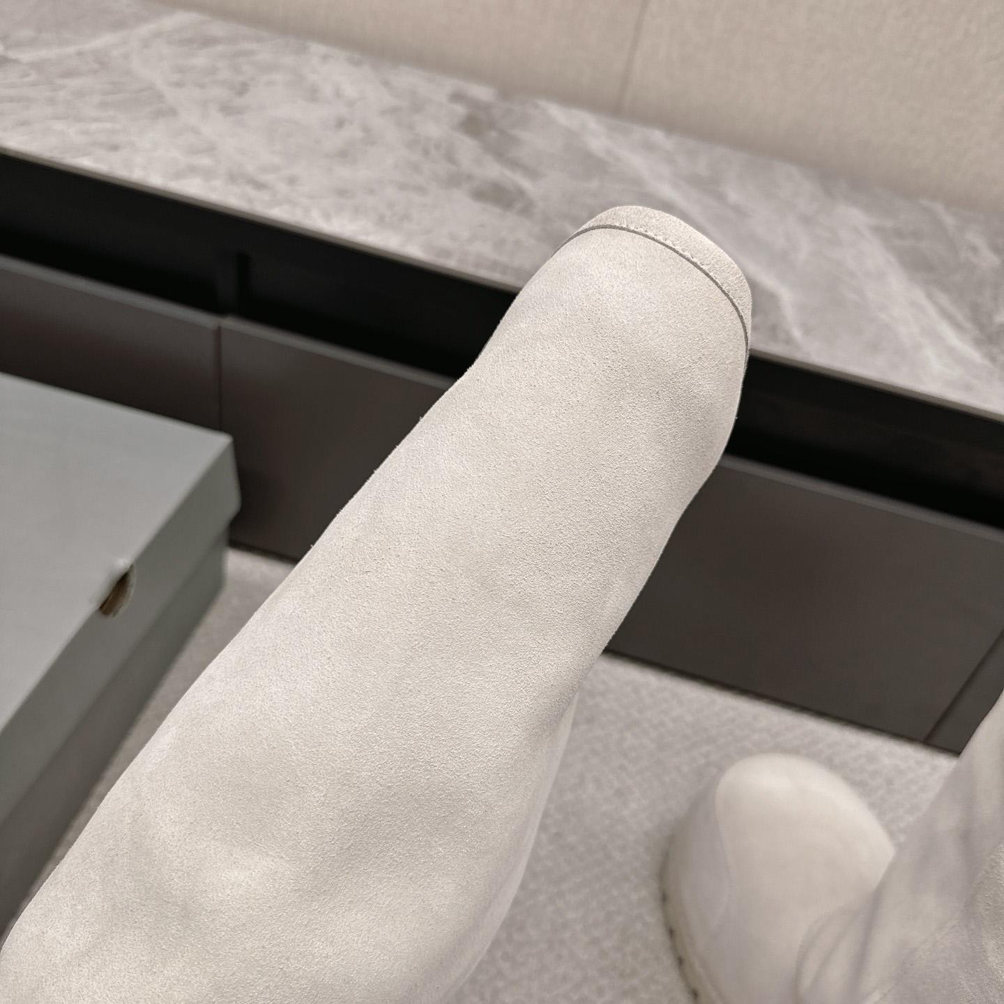 Balenciaga Alaska Fur High Boots - EUR FASHION