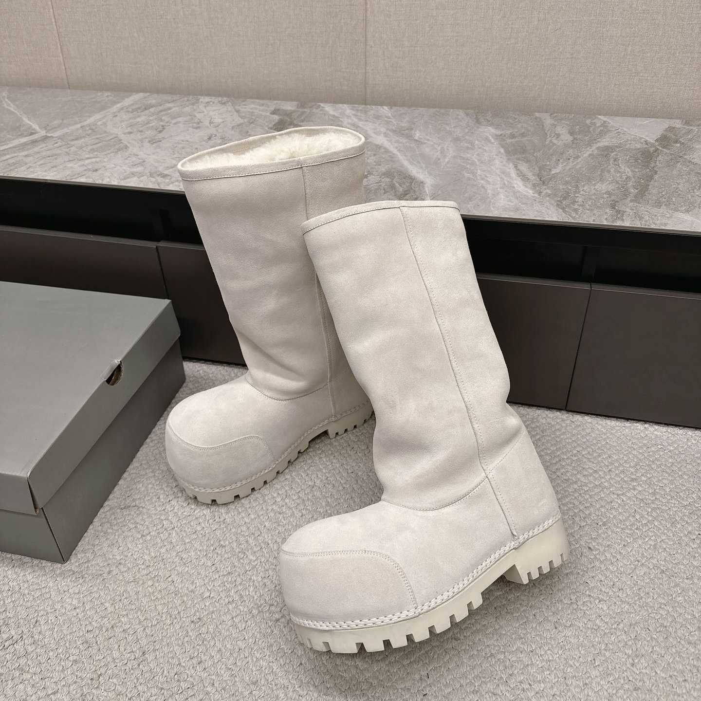 Balenciaga Alaska Fur High Boots - EUR FASHION