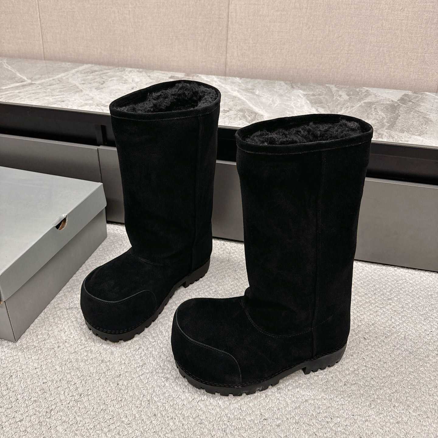 Balenciaga Alaska Fur High Boots - EUR FASHION