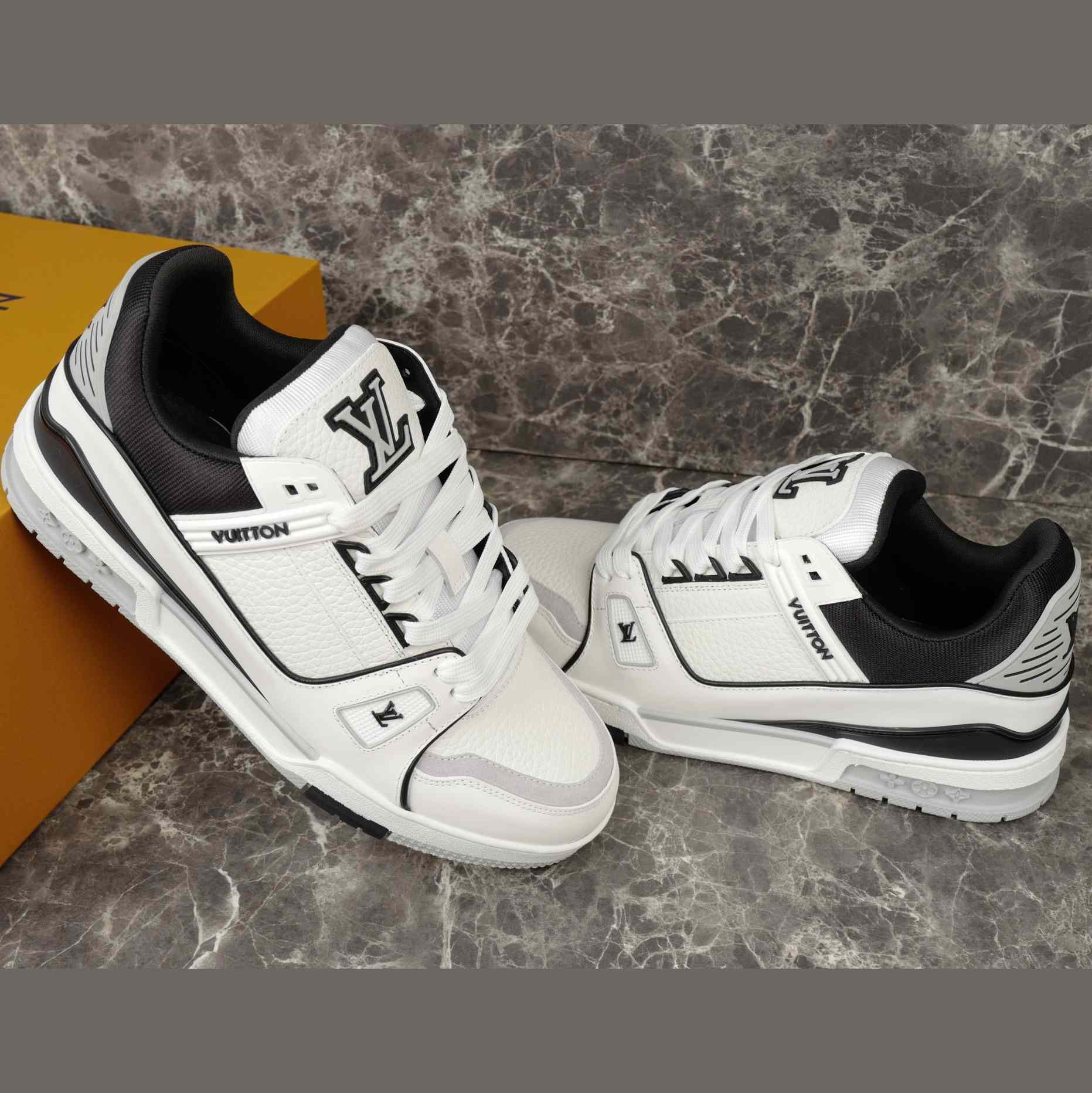 Louis Vuitton LV Trainer Sneaker   1AIJ48 - EUR FASHION