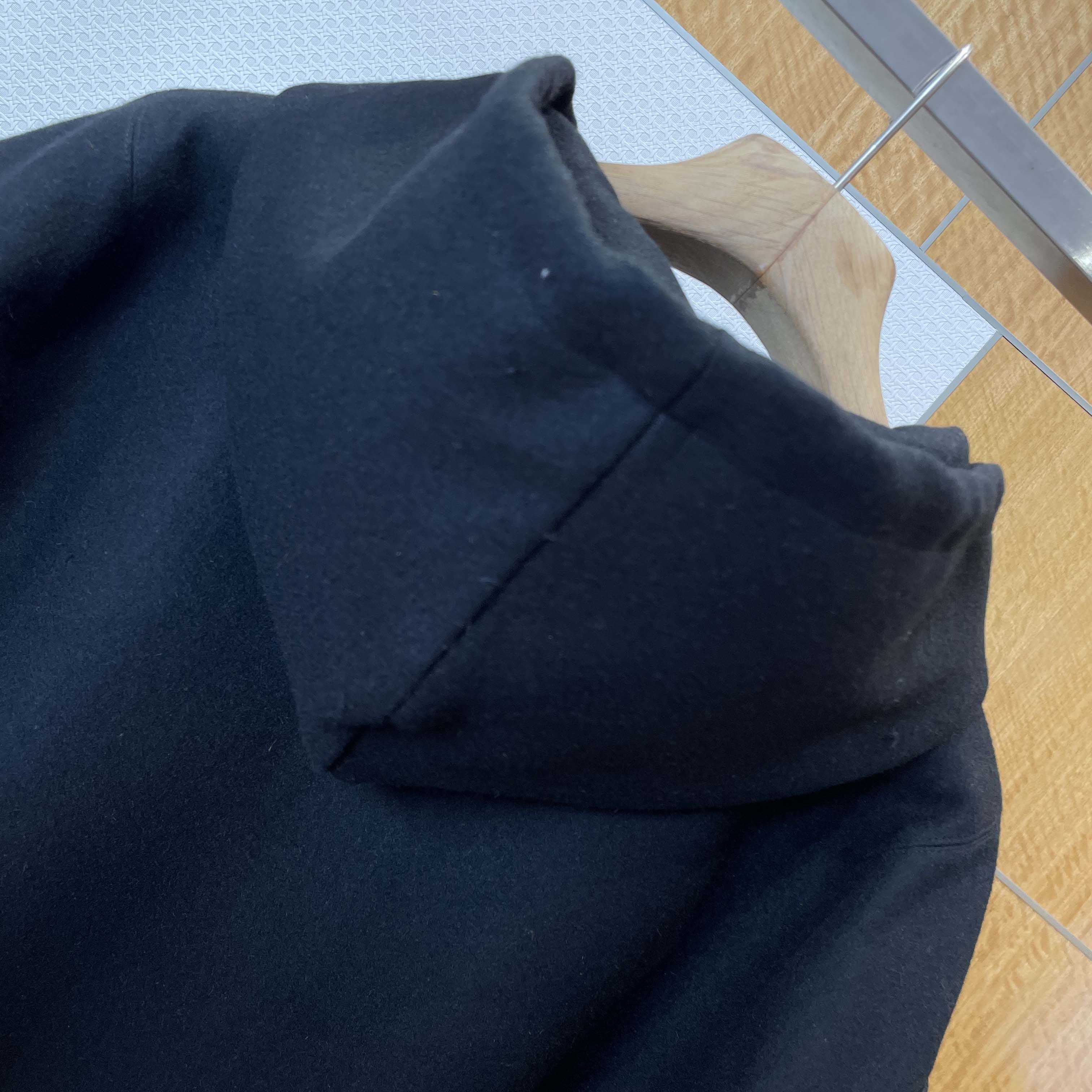 Louis Vuitton Tailored Technical Wool Hooded Blouson   1AIWFA - EUR FASHION