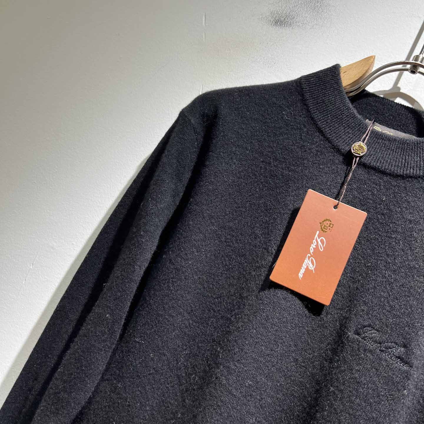 Loro Piana Classic Crewneck - EUR FASHION