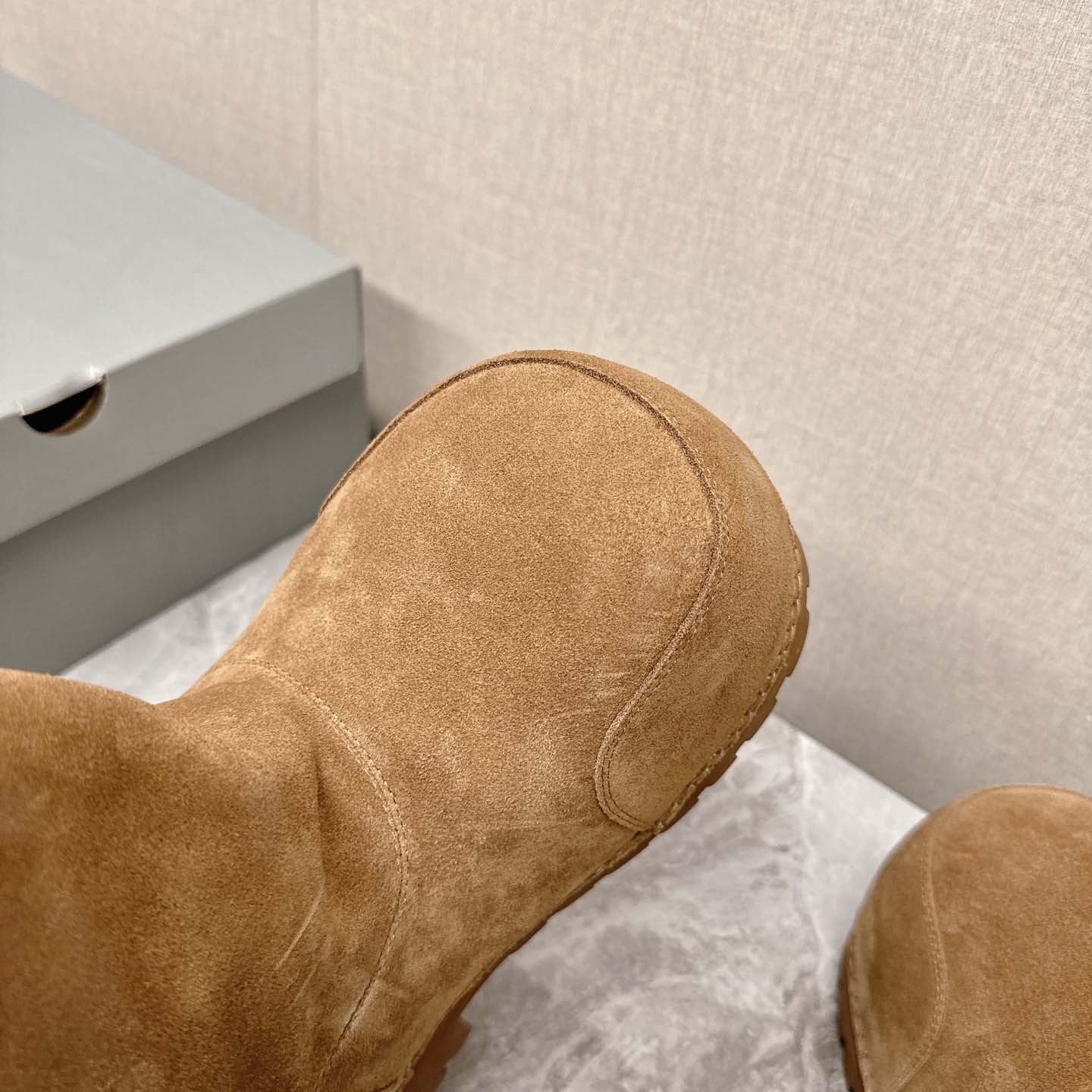 Balenciaga Alaska Fur High Boots - EUR FASHION