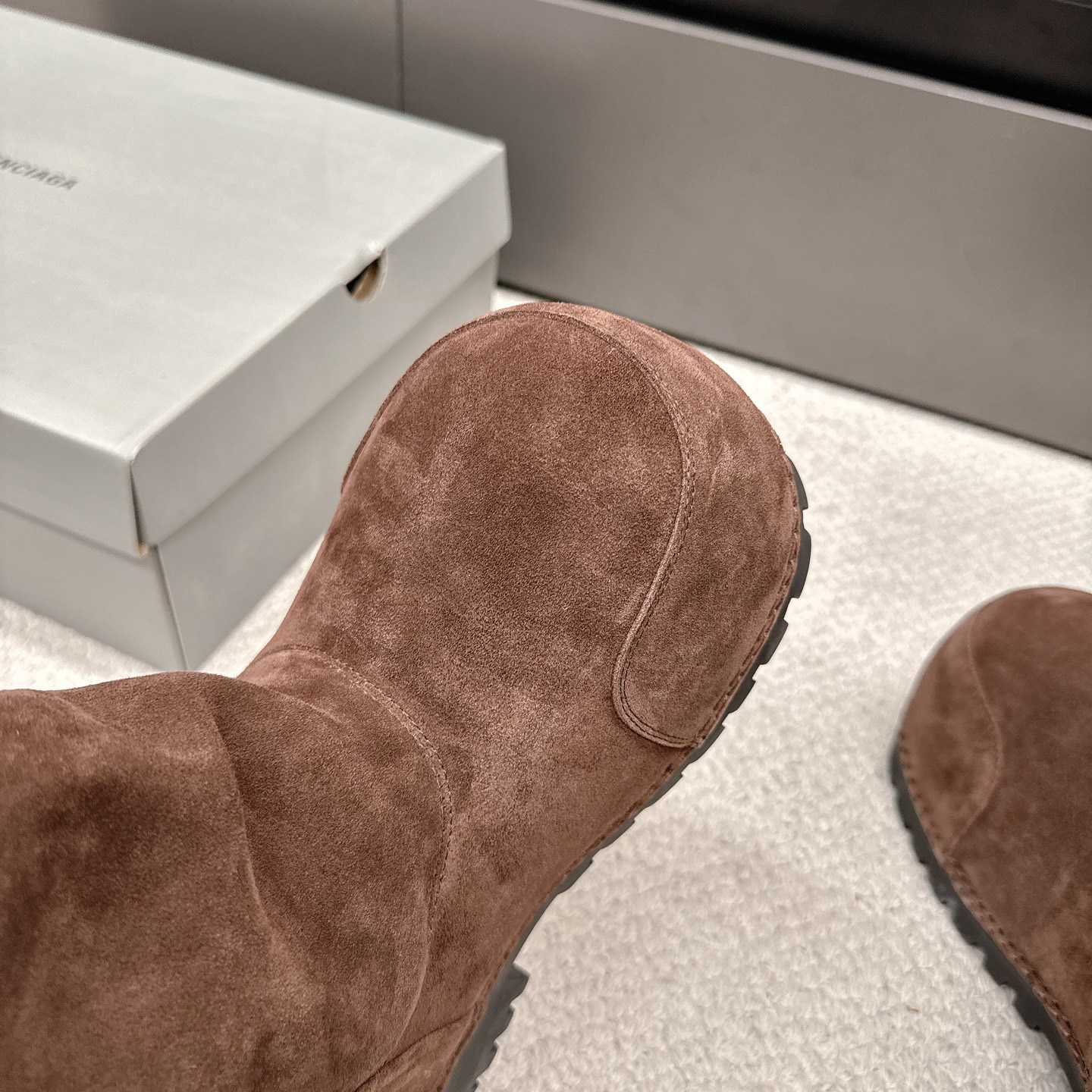 Balenciaga Alaska Fur High Boots - EUR FASHION