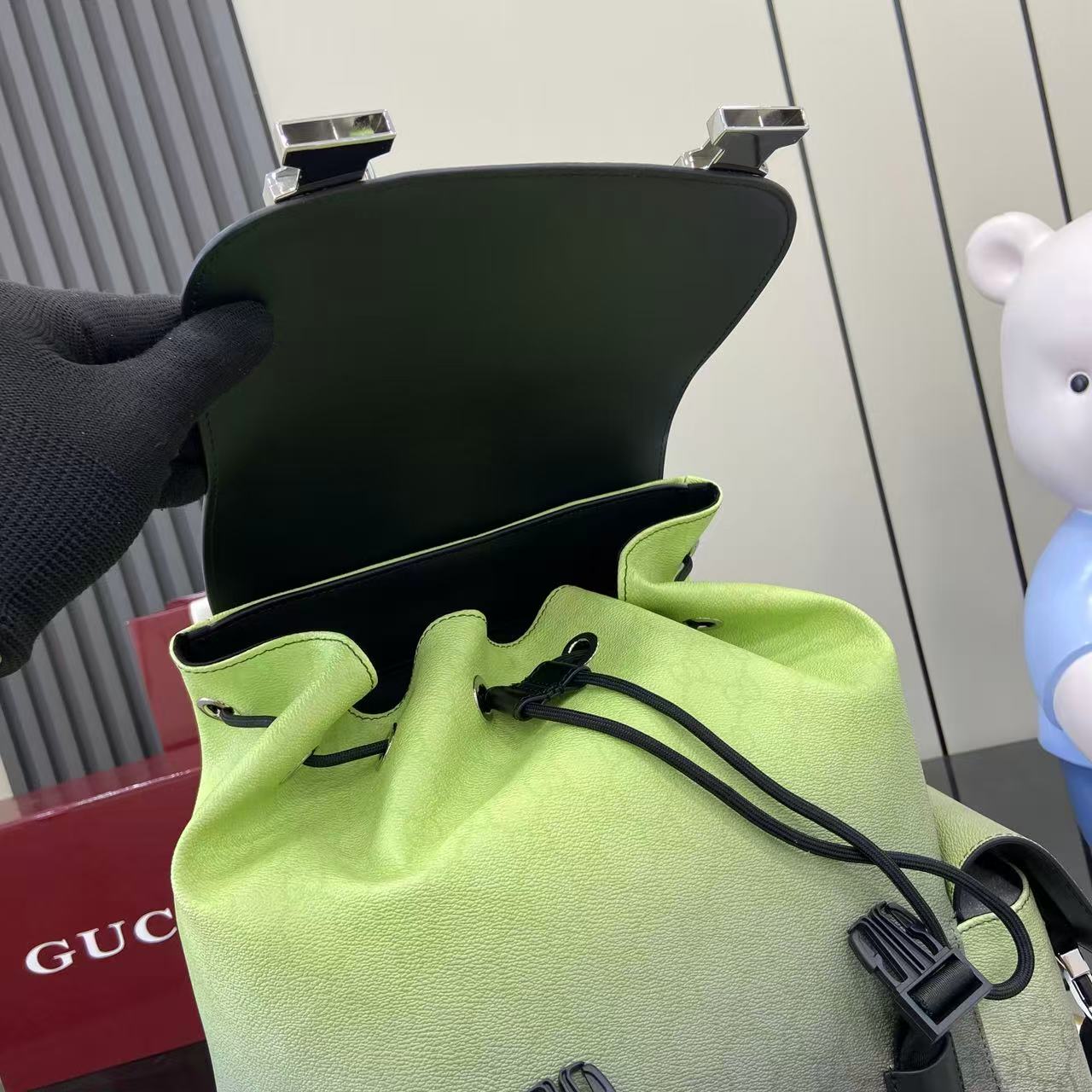 Gucci Chroma Large Backpack - EUR FASHION