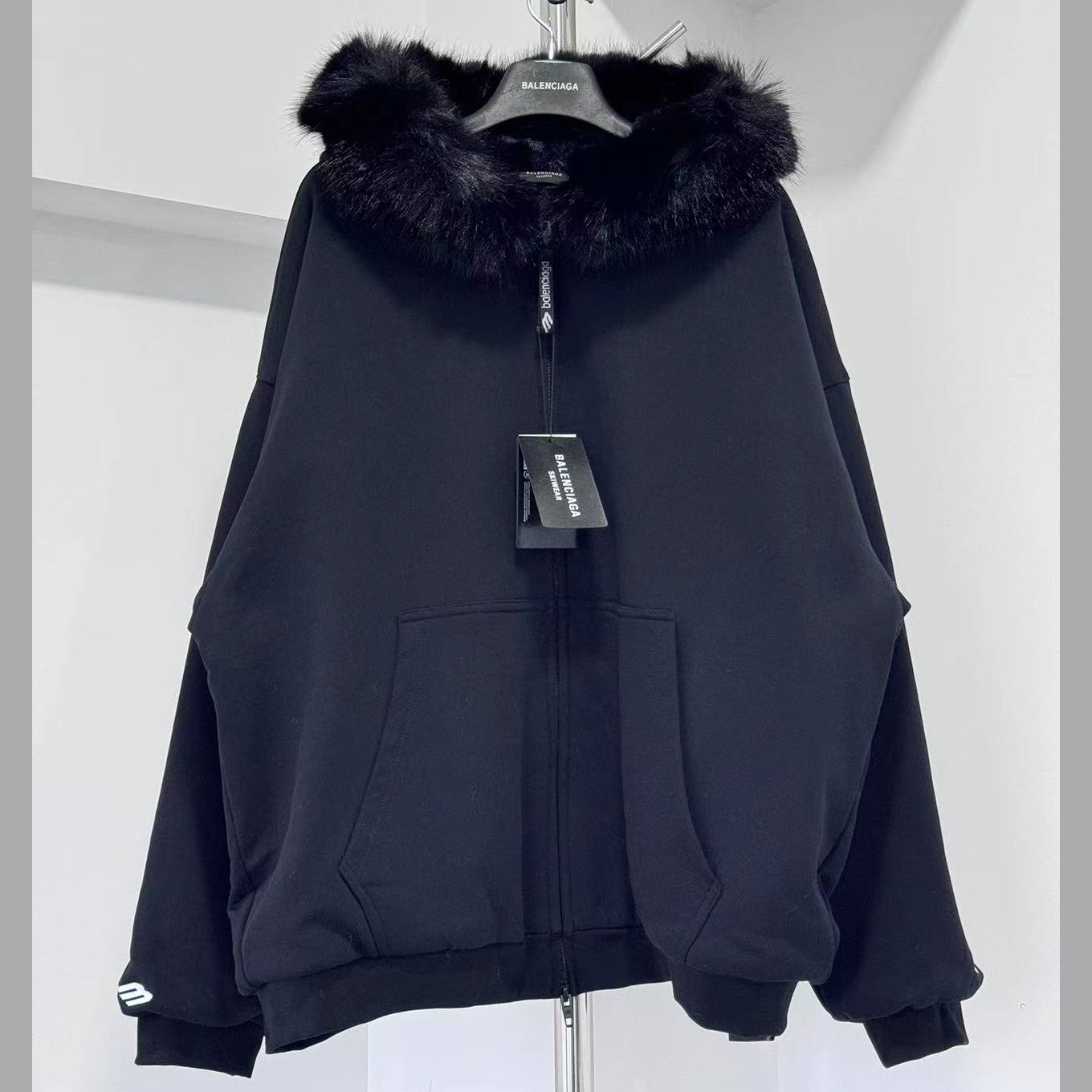 Balenciaga Fluffy Zip-Up Hoodie In Washed Black Medium Fleece - EUR FASHION
