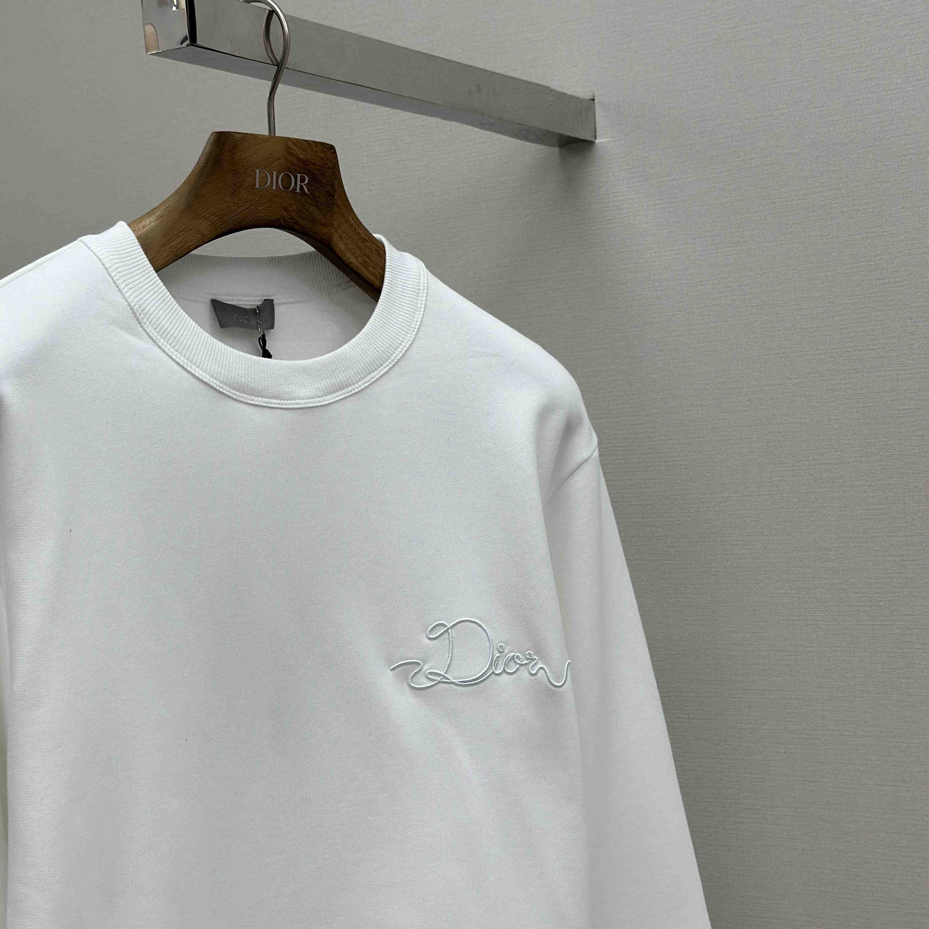 Dior Ribbon Sweatshirt - EUR FASHION