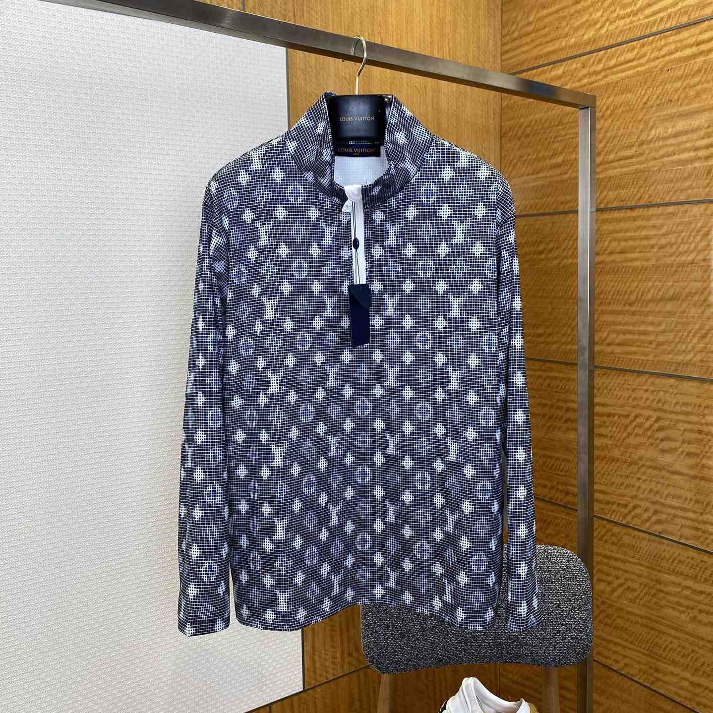 Louis Vuitton Monogram Technical Long-Sleeved T-Shirt   1AJCDC - EUR FASHION