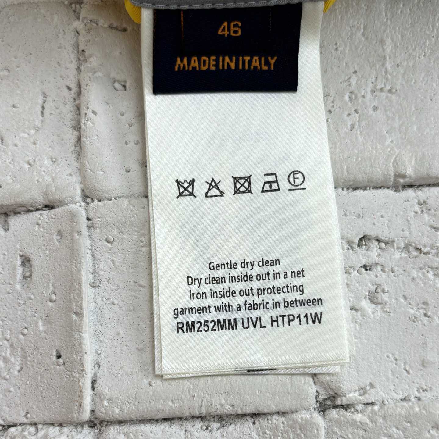 Louis Vuitton Monogram Track Shorts   1AHVQR - EUR FASHION