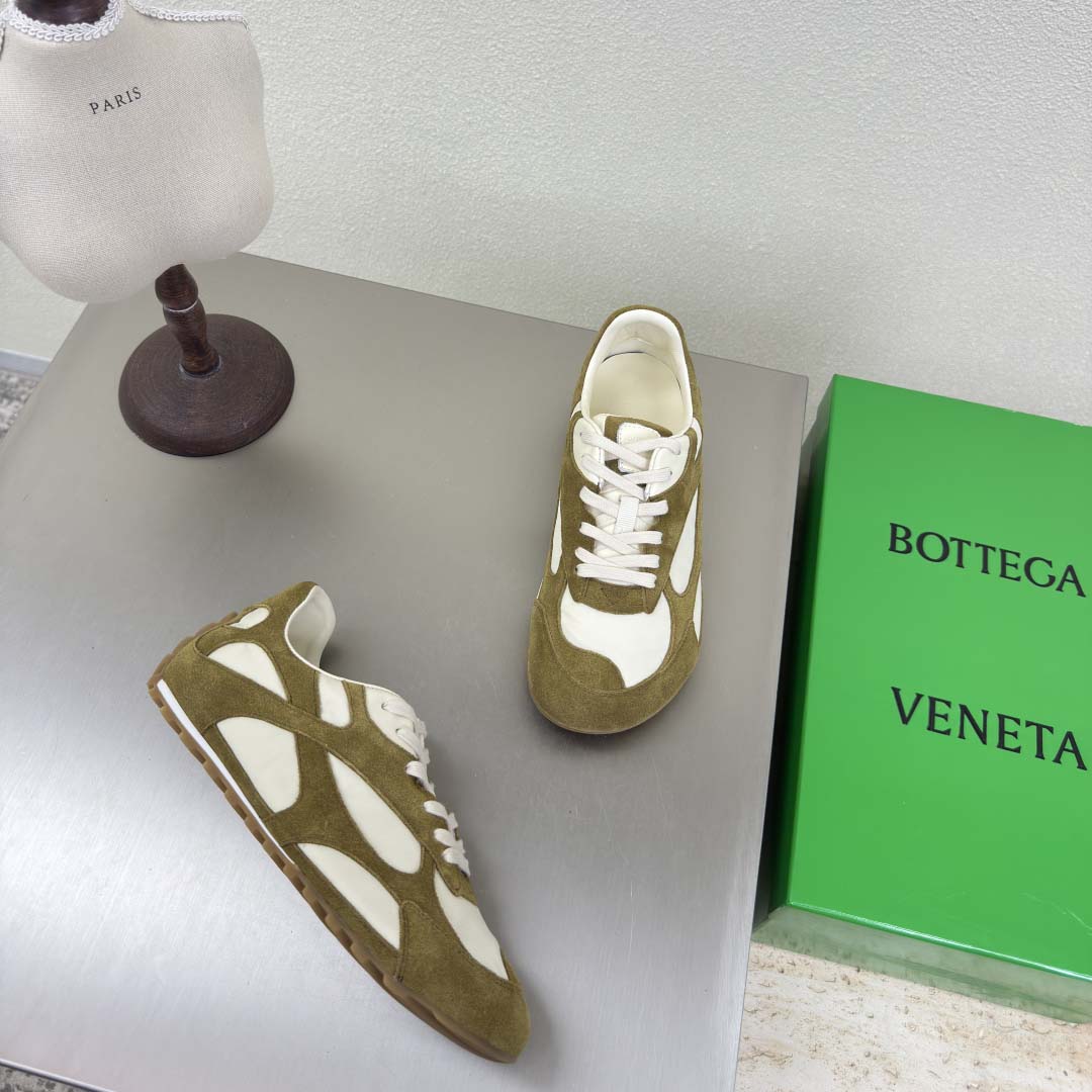 Bottega Veneta Orbit Flash Sneaker - EUR FASHION