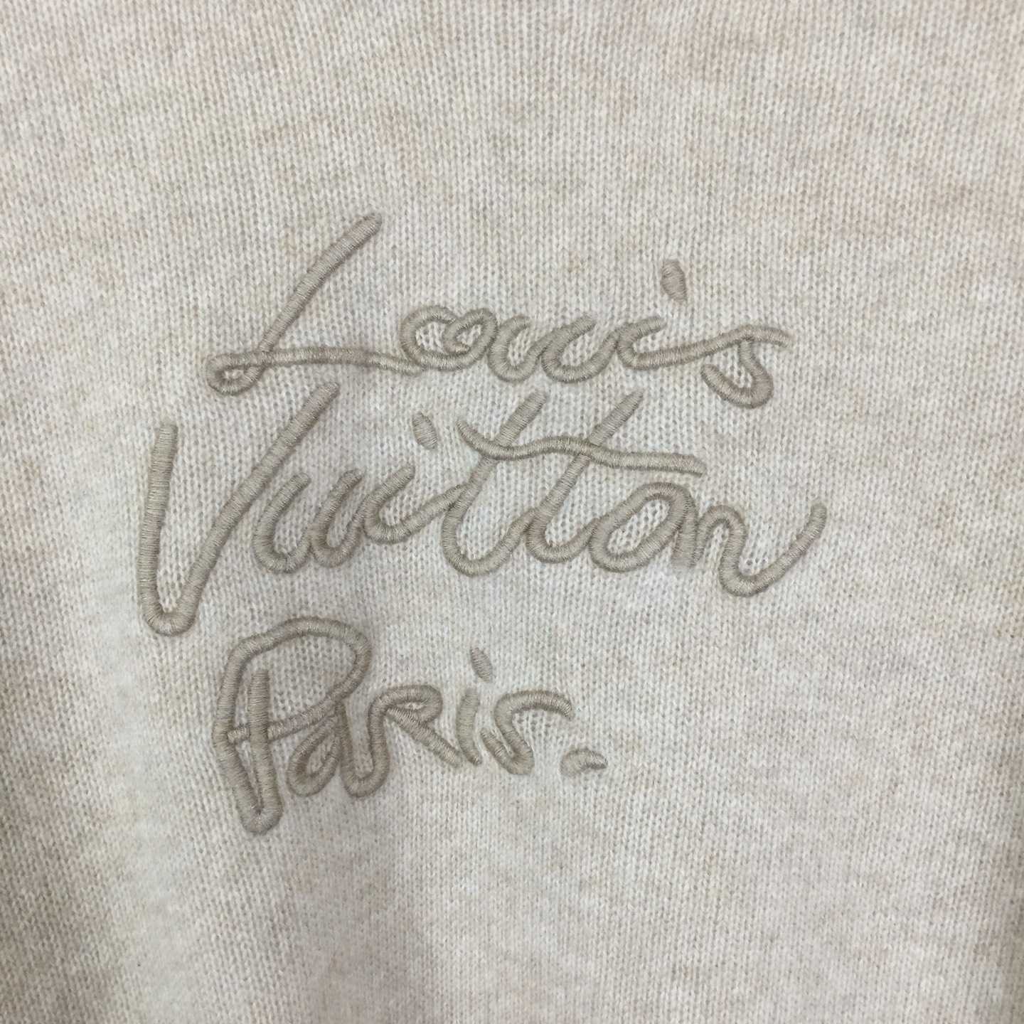 Louis Vuitton Cursive Signature Pullover   1AIOYJ - EUR FASHION