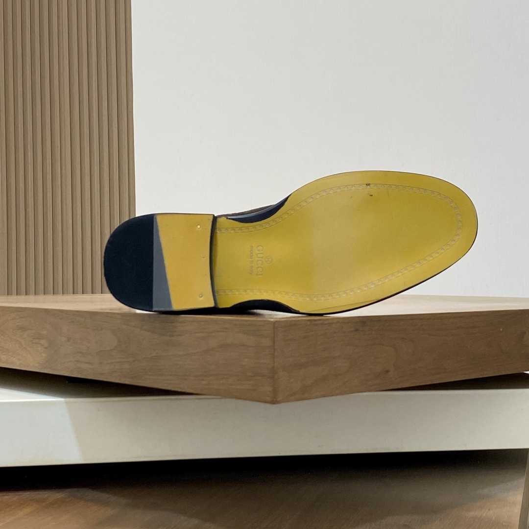 Gucci Men's Suede Lace-Up Boots - EUR FASHION