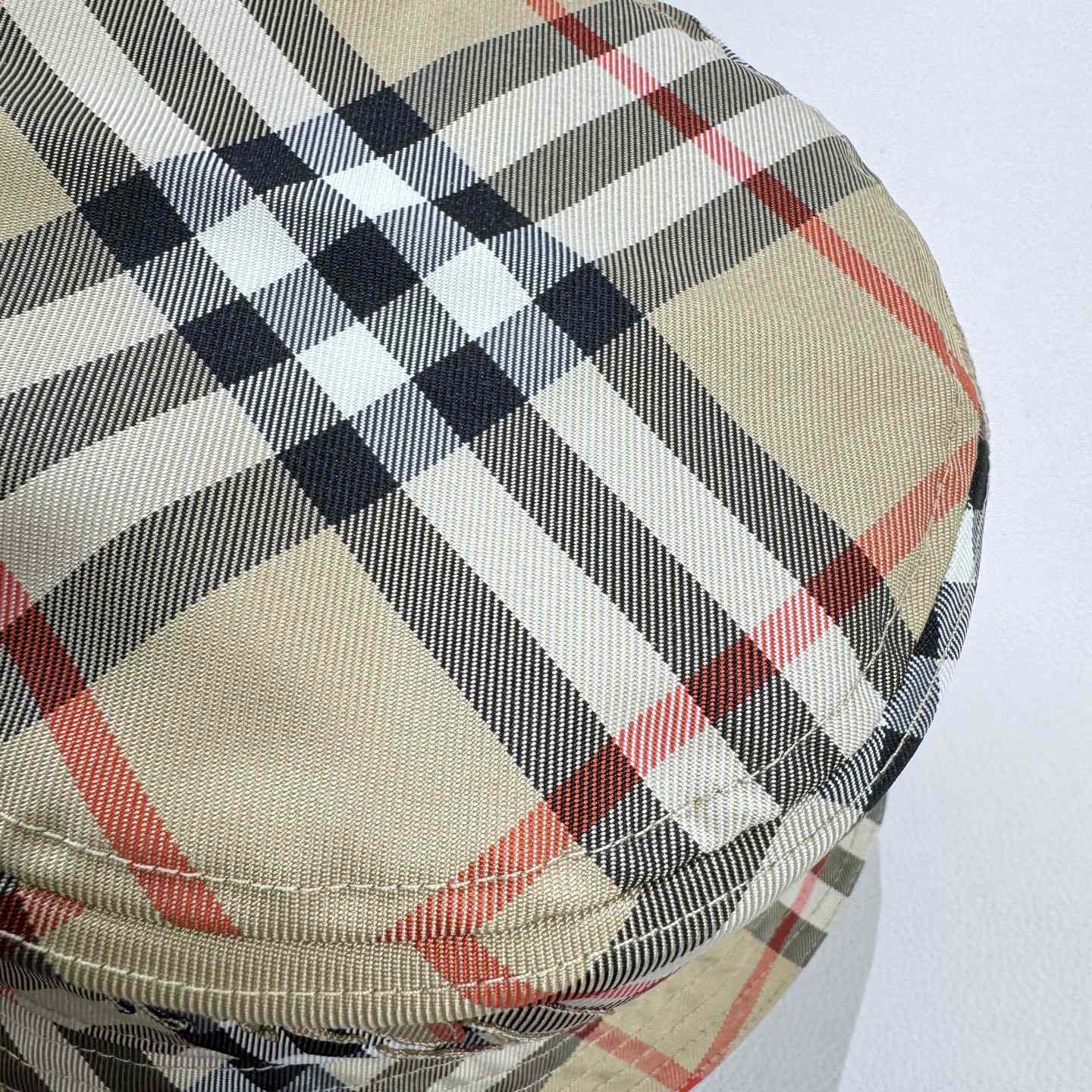 Burberry Bucket Hat - EUR FASHION