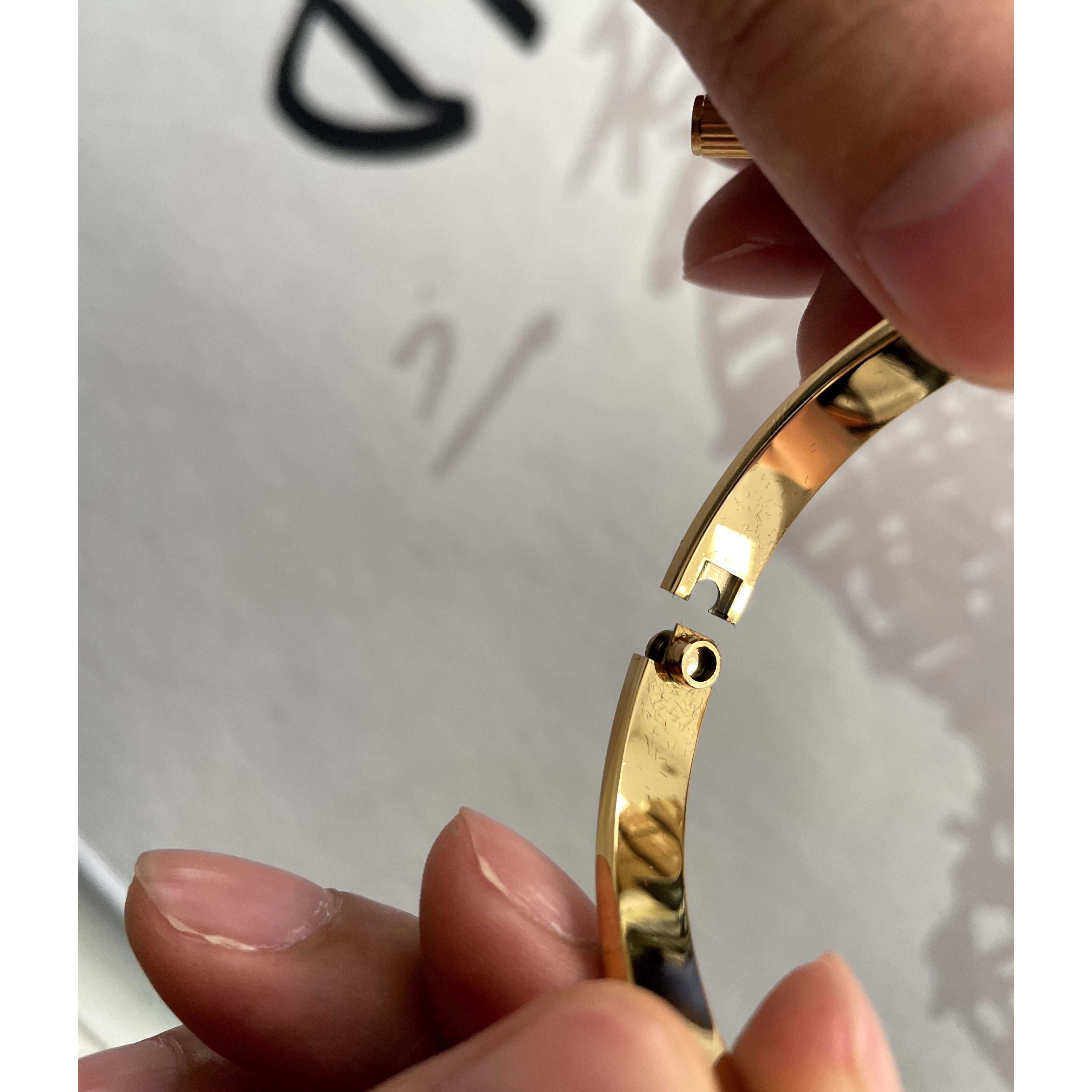 Cartier High Quality Gold Cartier Bracelet - EUR FASHION