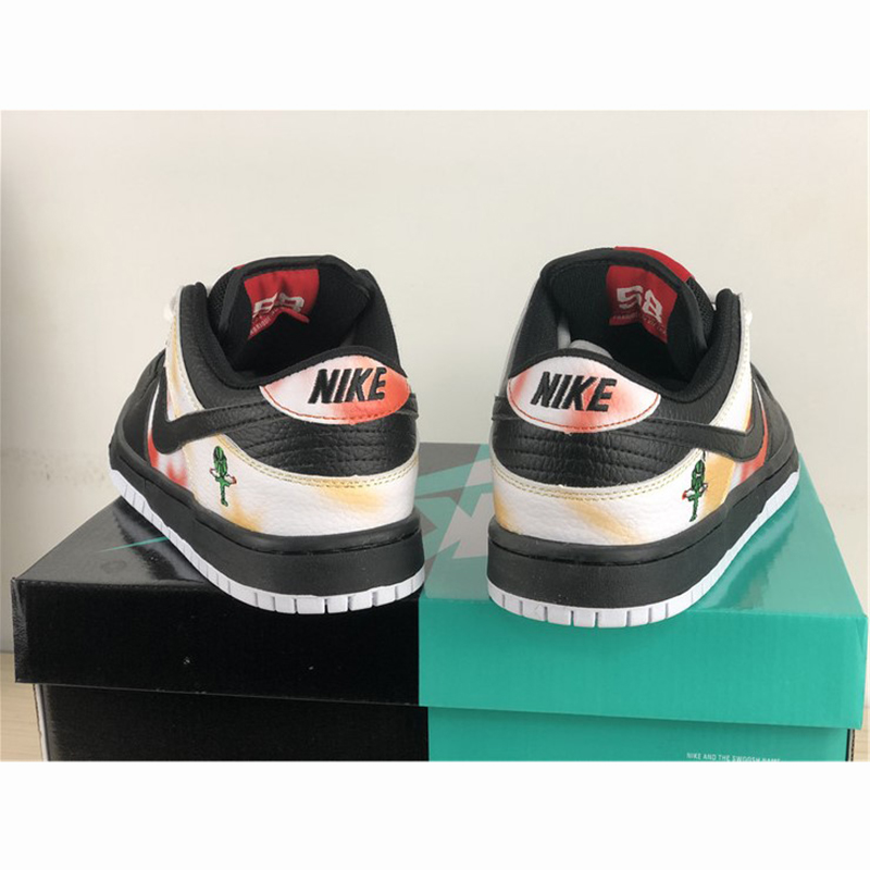 Nike Dunk SB Low Raygun Tue-Dye In White/Black - EUR FASHION