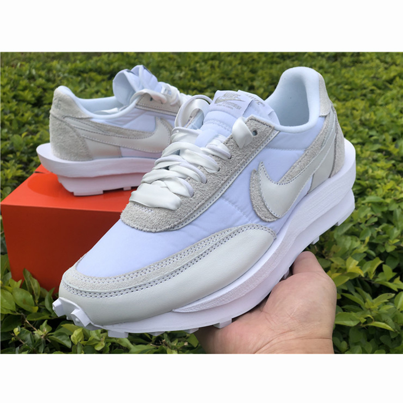 Nike X Sacai Ldv Waffle White - EUR FASHION