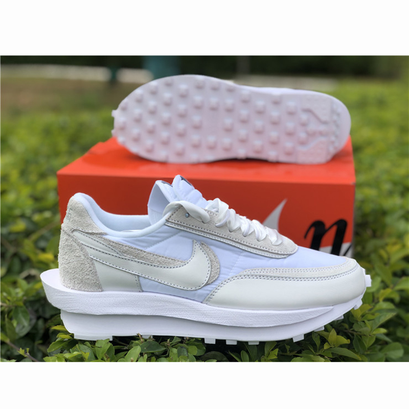 Nike X Sacai Ldv Waffle White - EUR FASHION